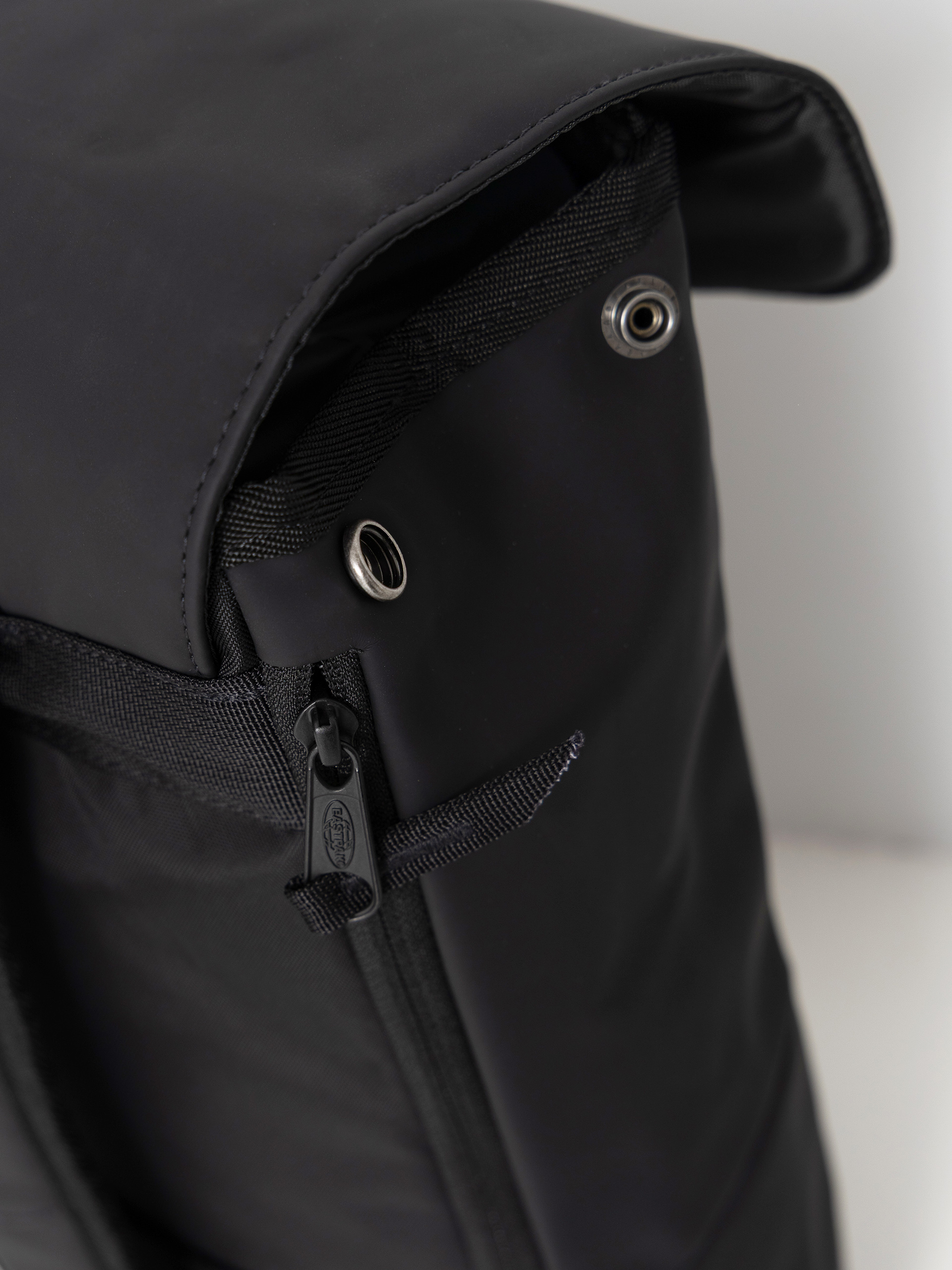 Rucsac Eastpak Yarin (cnnct f matte black)