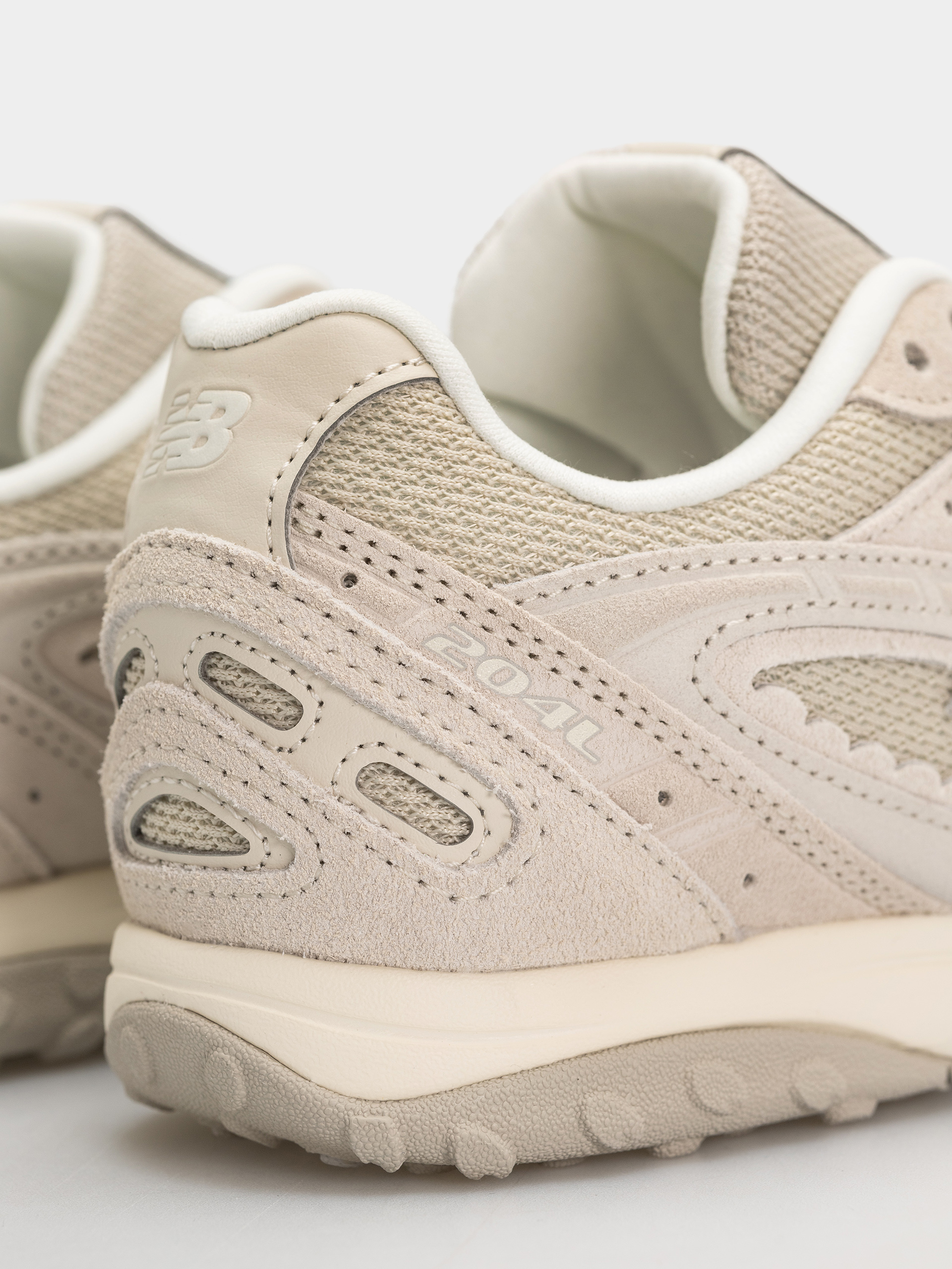 Pantofi New Balance 204L (sea salt)
