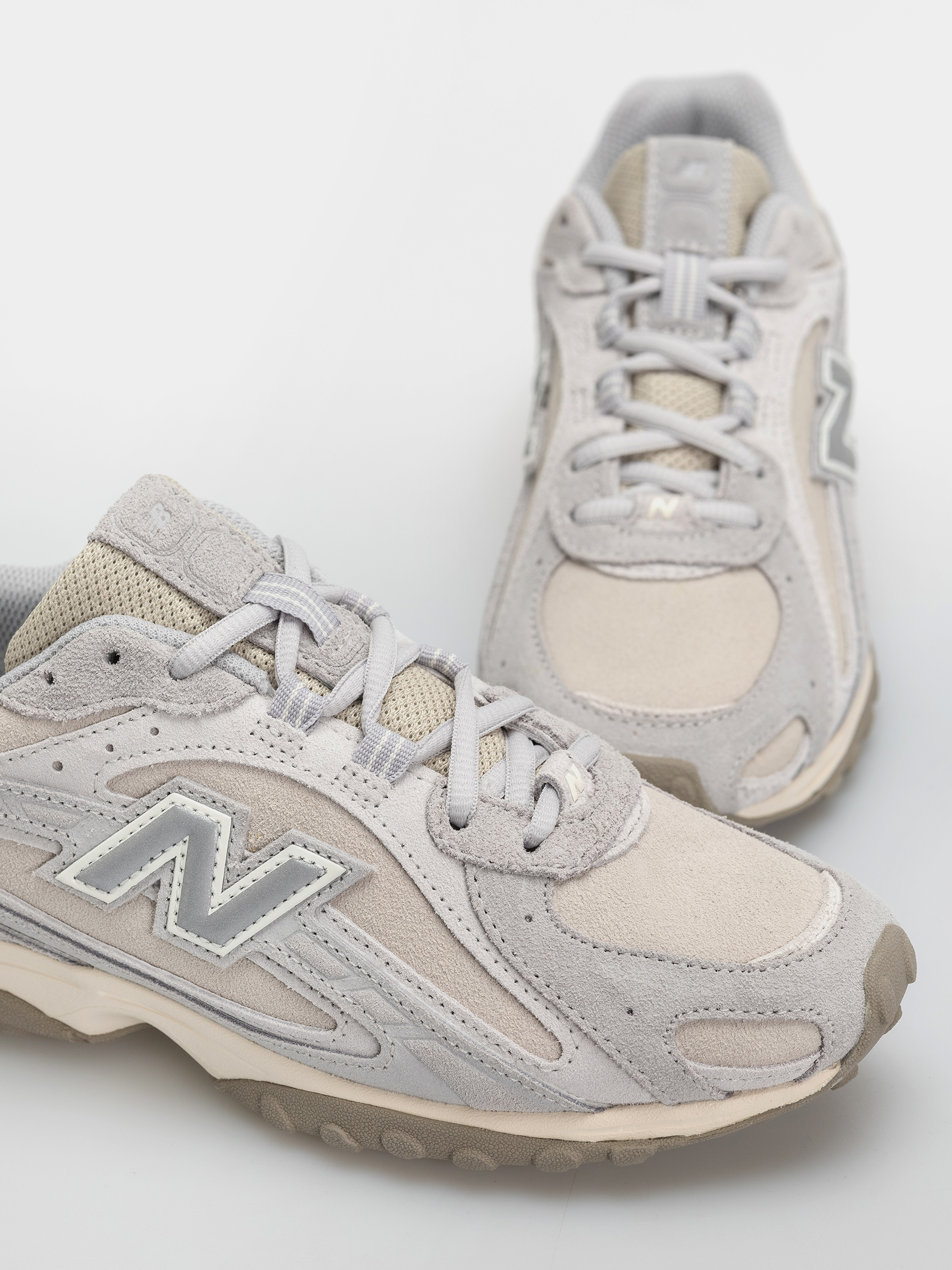 Pantofi New Balance 204L (grey matter shipyard)