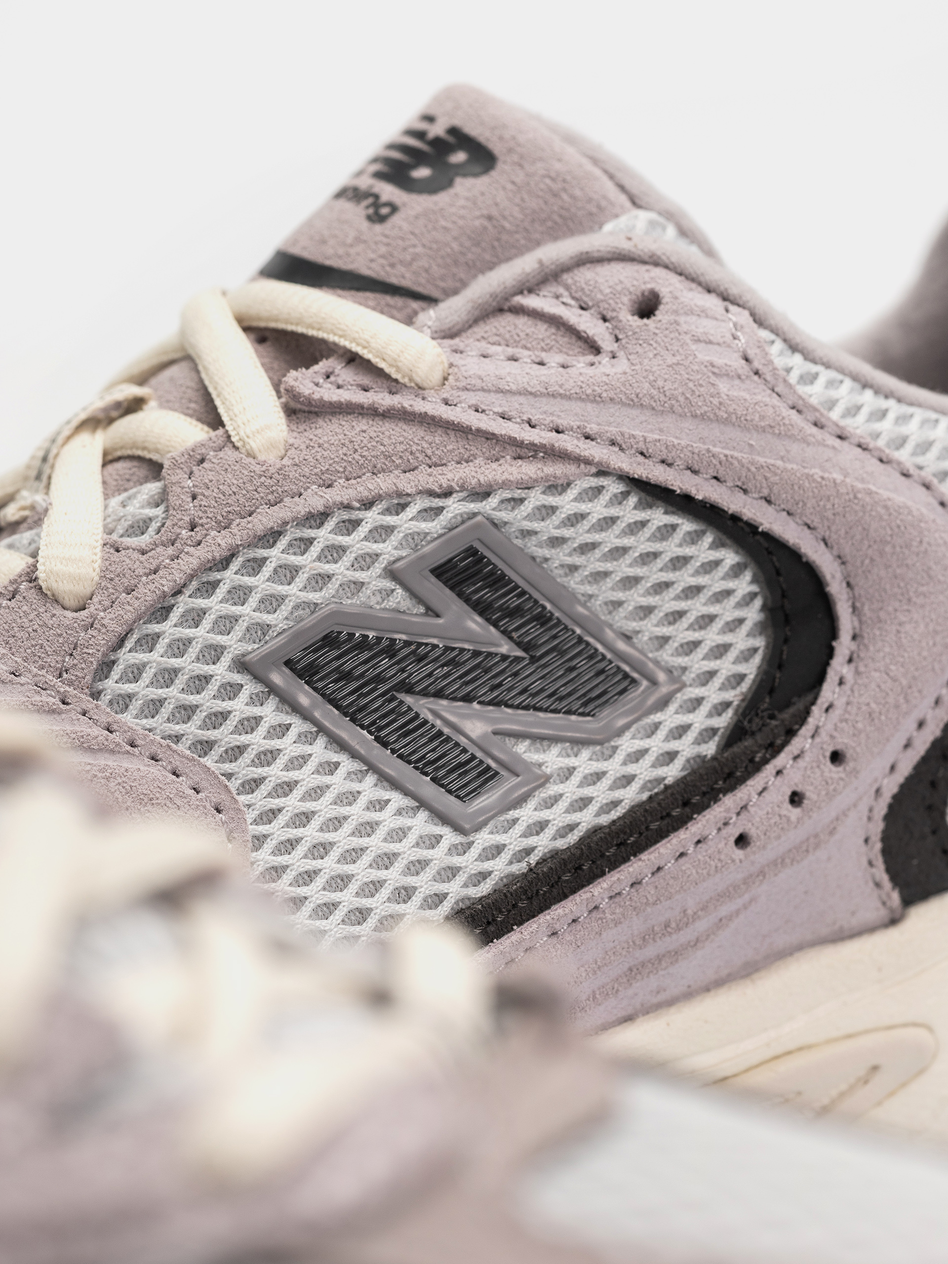 Pantofi New Balance 530 (grey matter/truffle salt/black cement)
