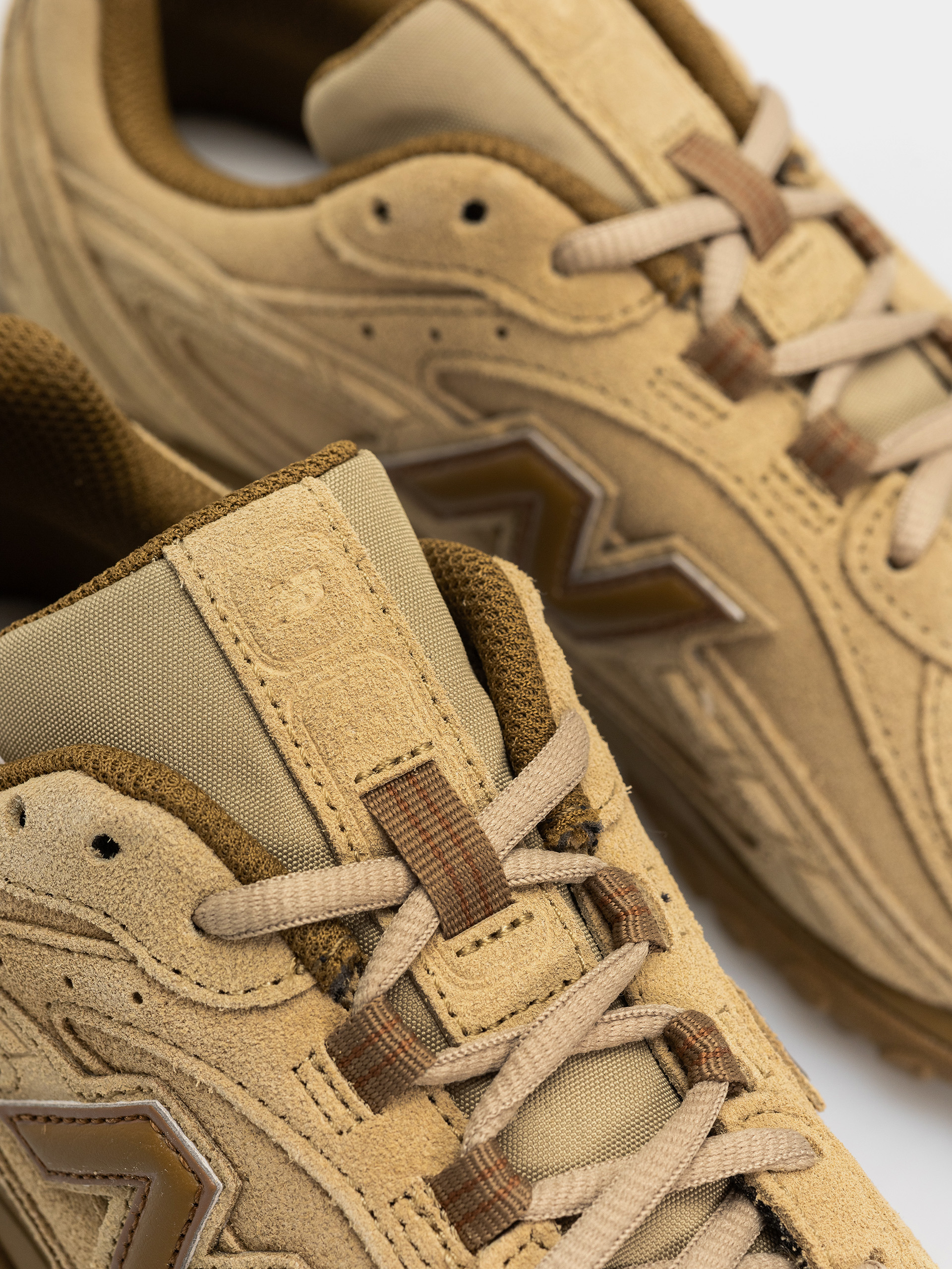 Pantofi New Balance 204L (quicksand bark)