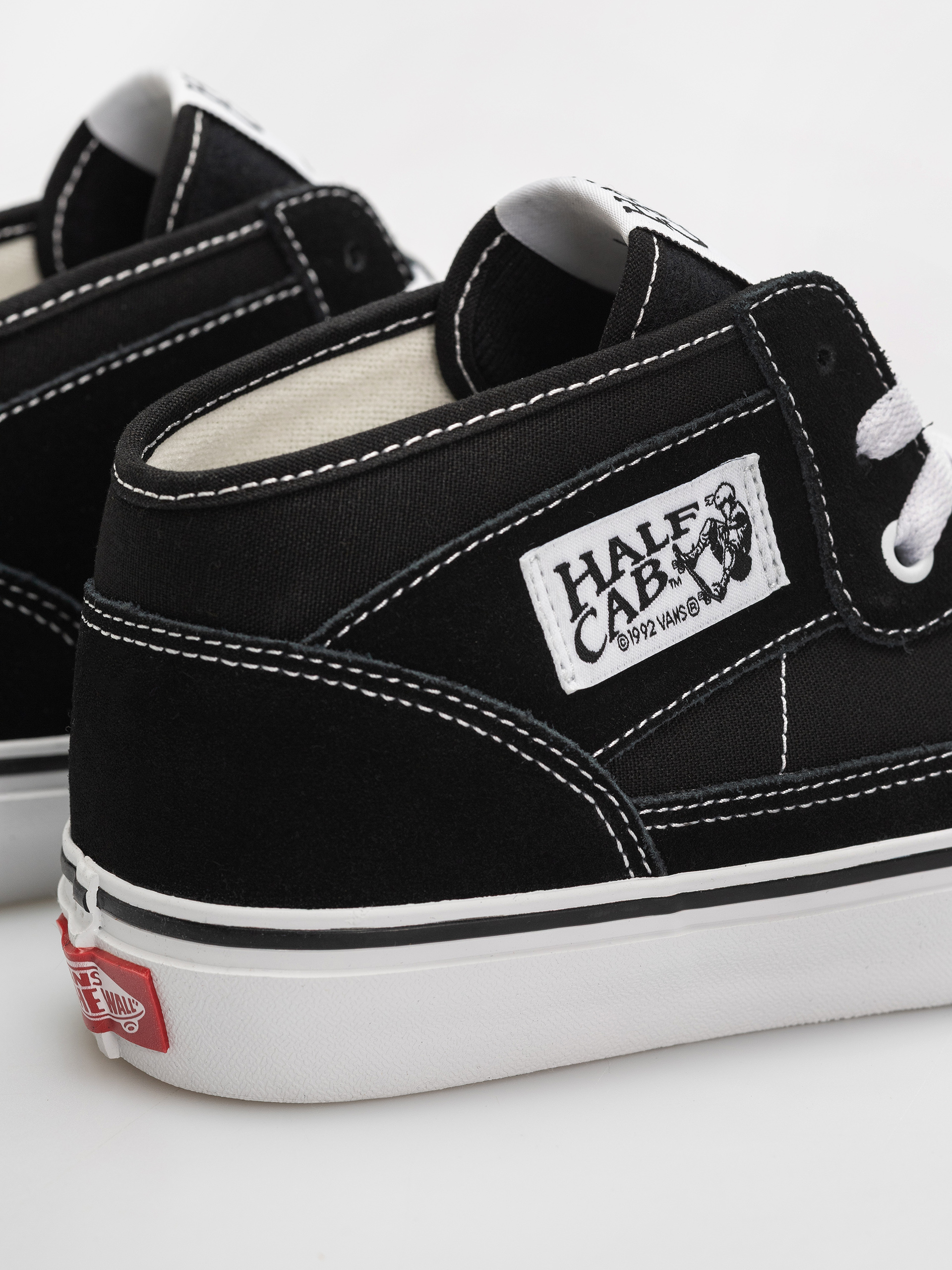 Pantofi Vans Half Cab Decon (black/true white)