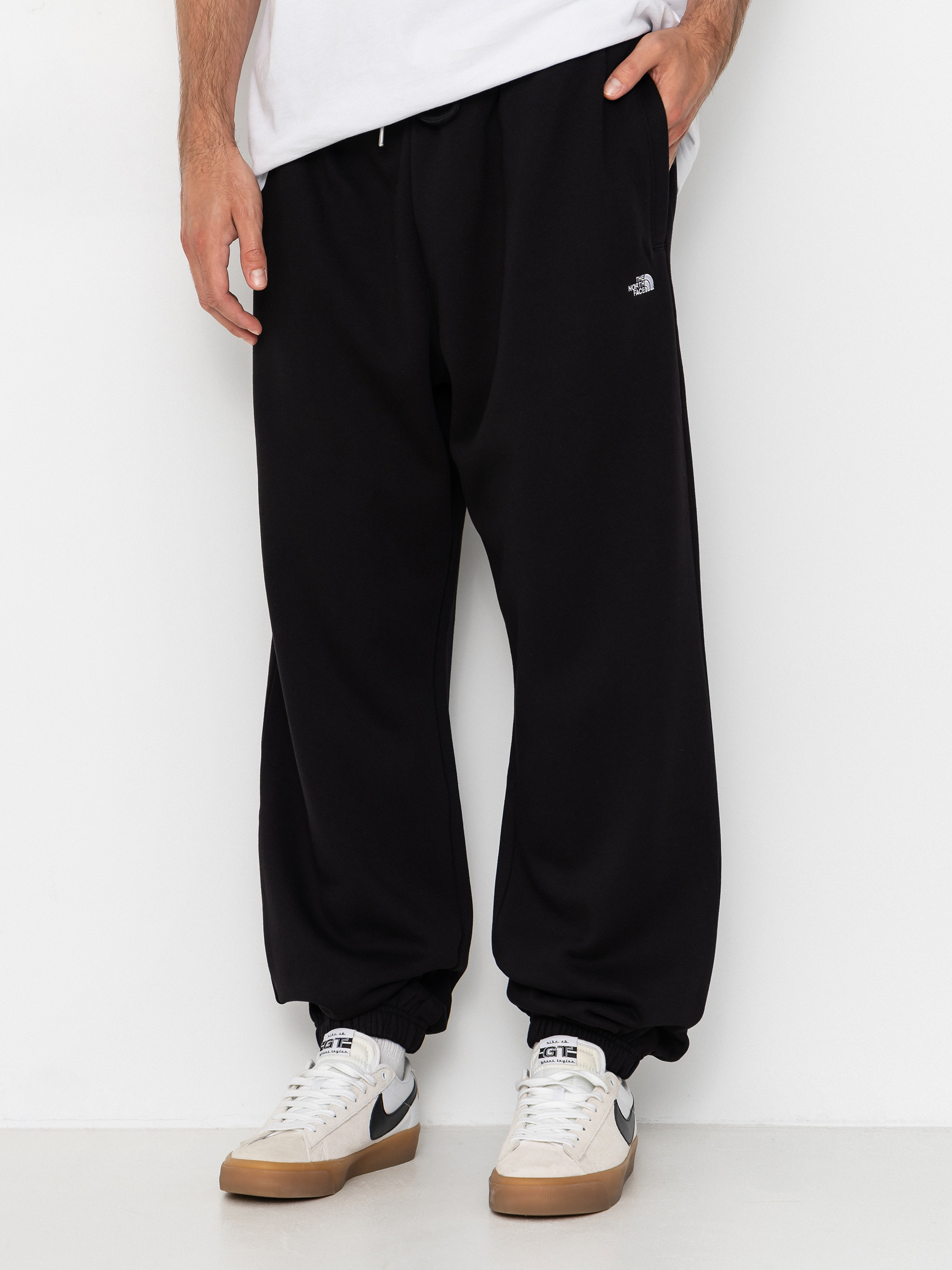 Pantaloni The North Face Essential Simple Dome Relaxed (tnf black)