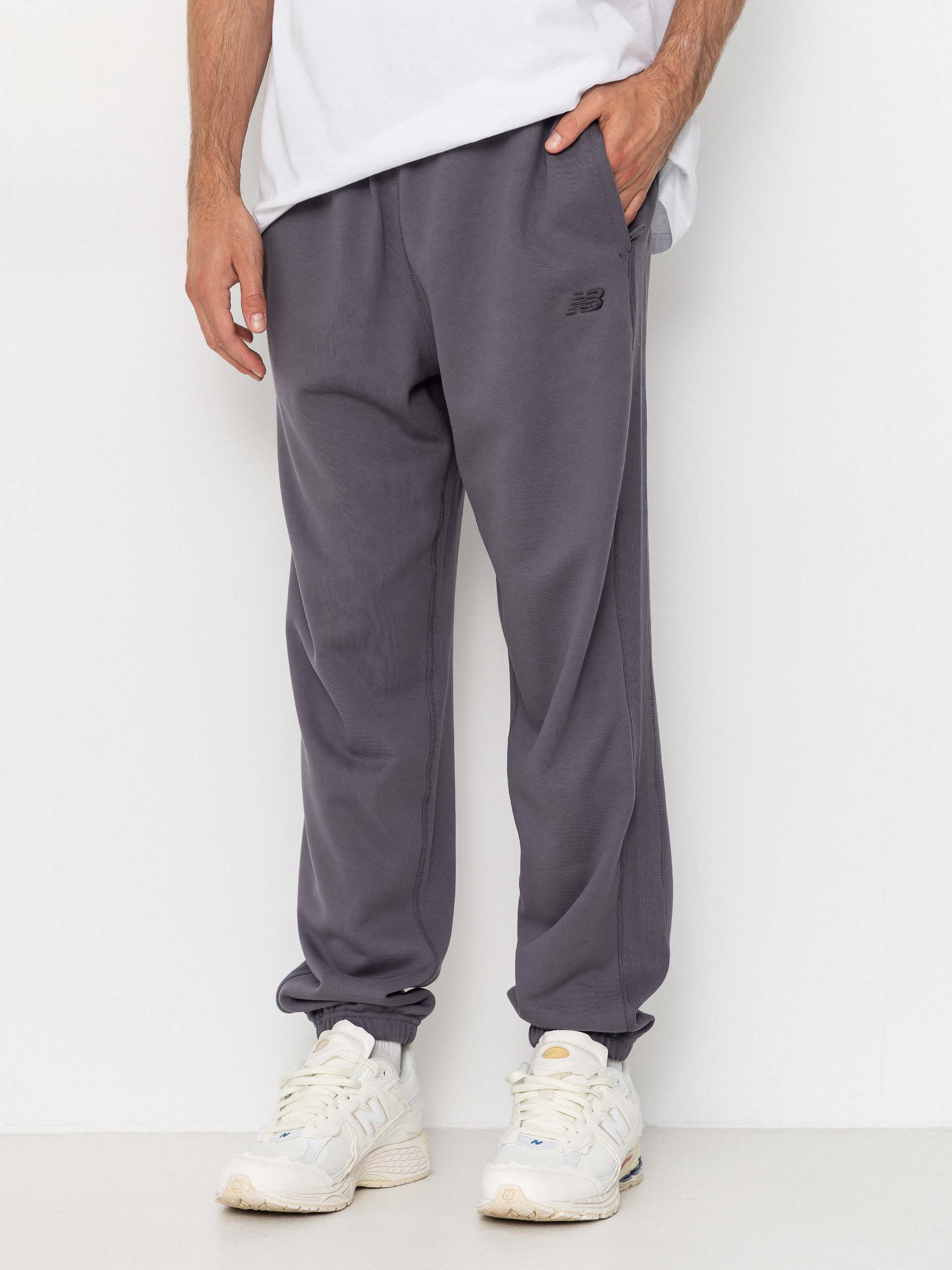 Pantaloni New Balance Athletics French Terry Jogger (neptune grey)