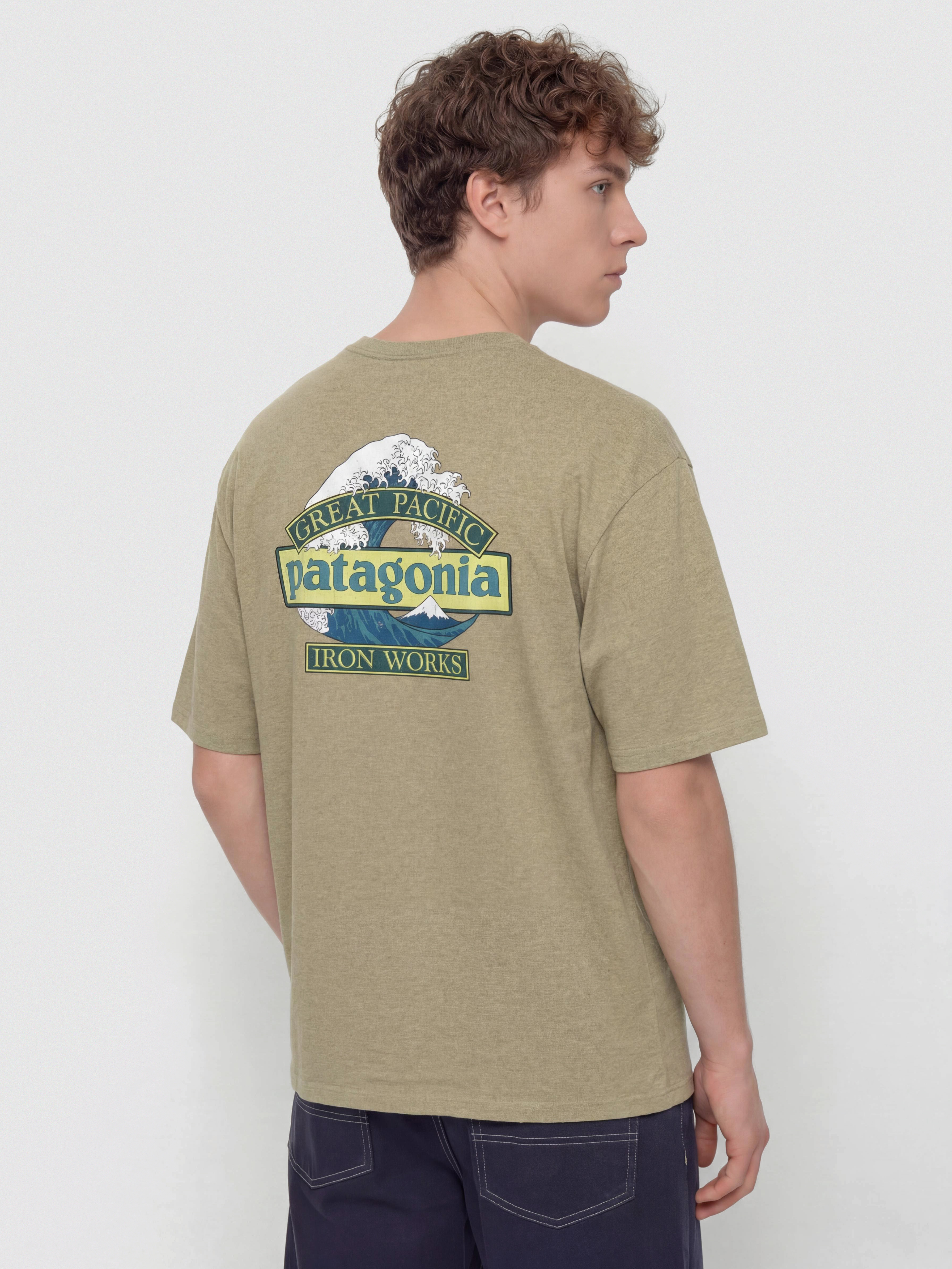 Tricou Patagonia Great Waves (gumtree green)