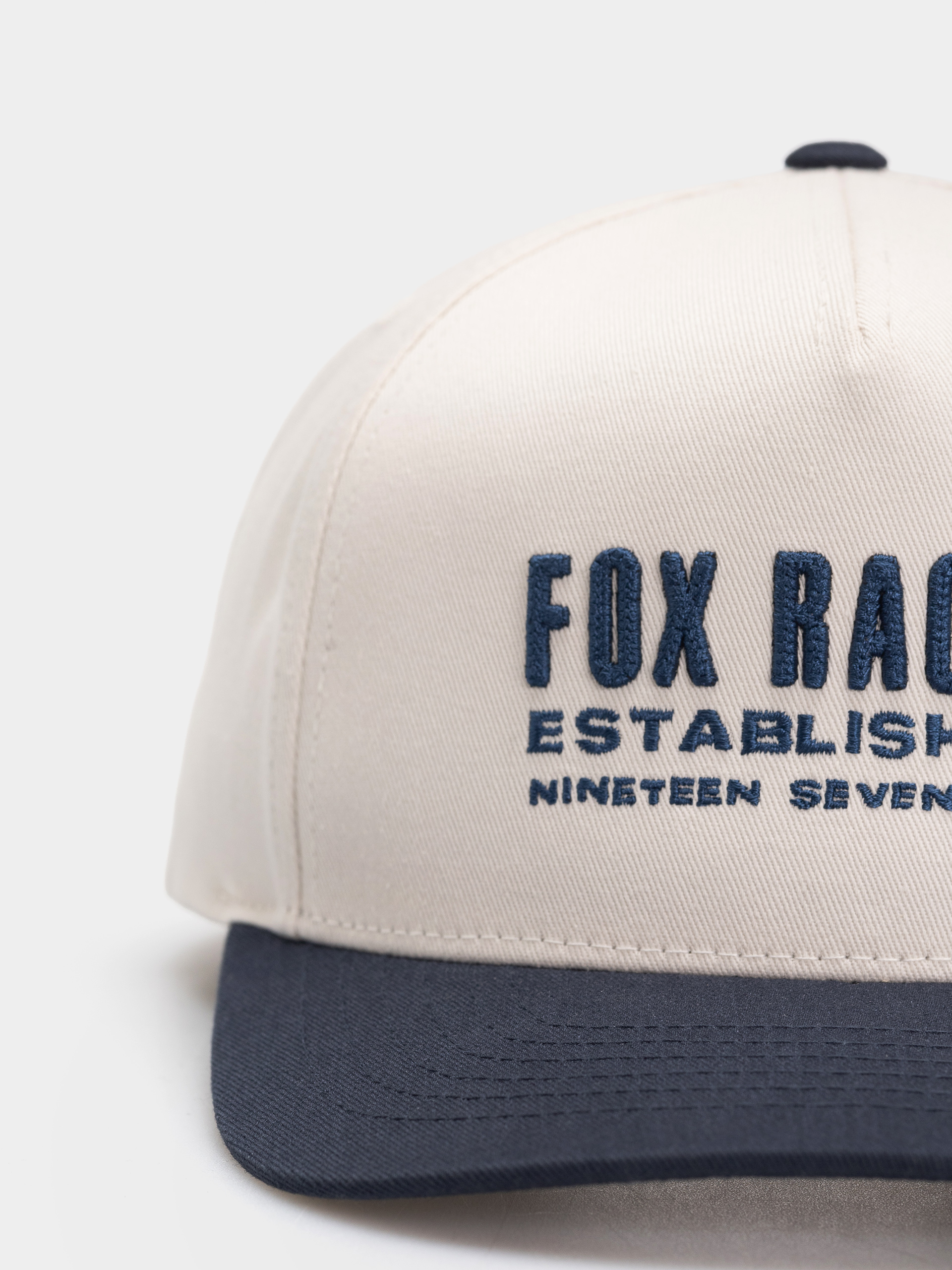 Șapcă Fox Warped Snapback (prl white)