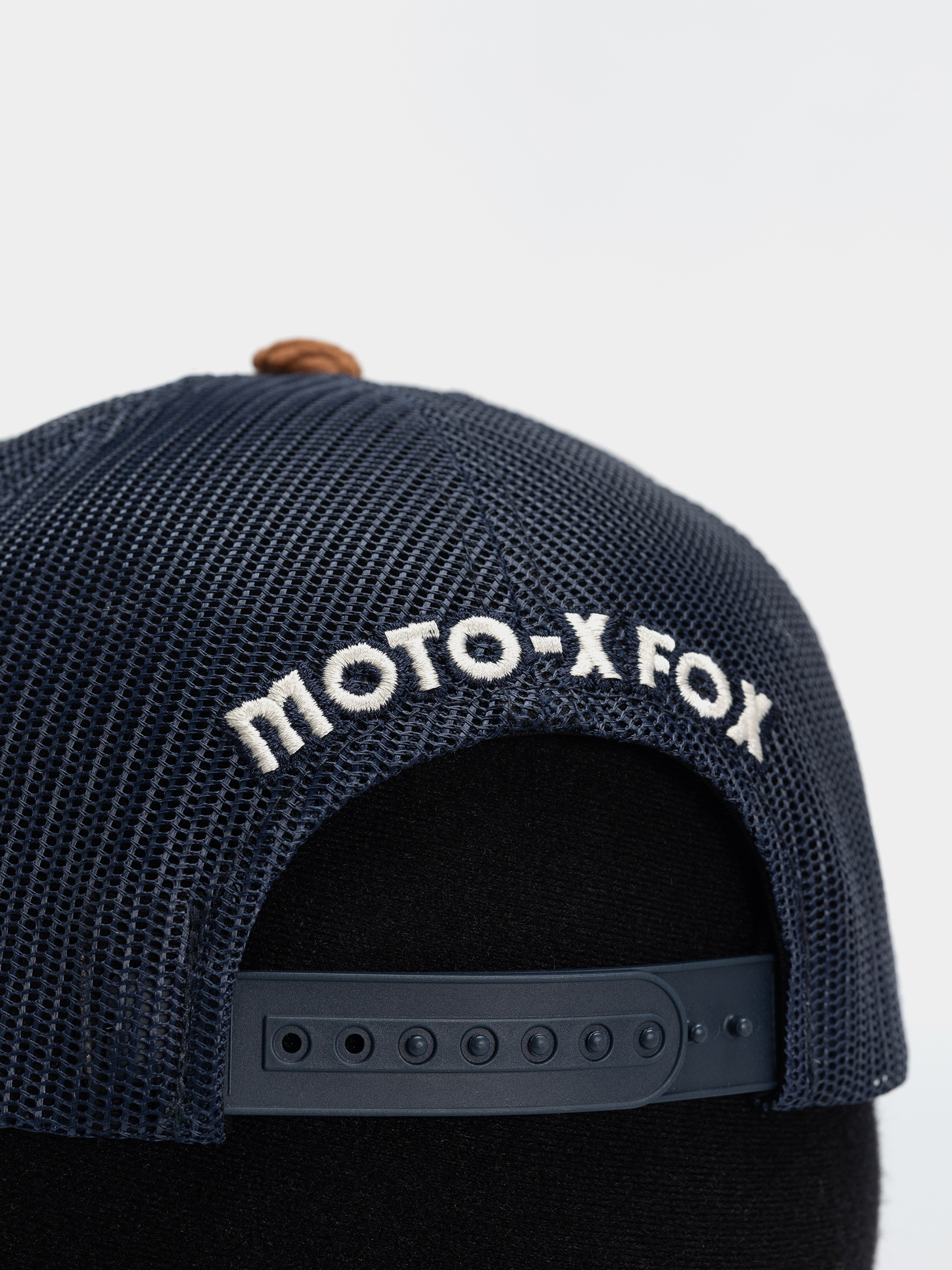 Șapcă Fox Circa 74 Snapback Trucker (a scarlet)