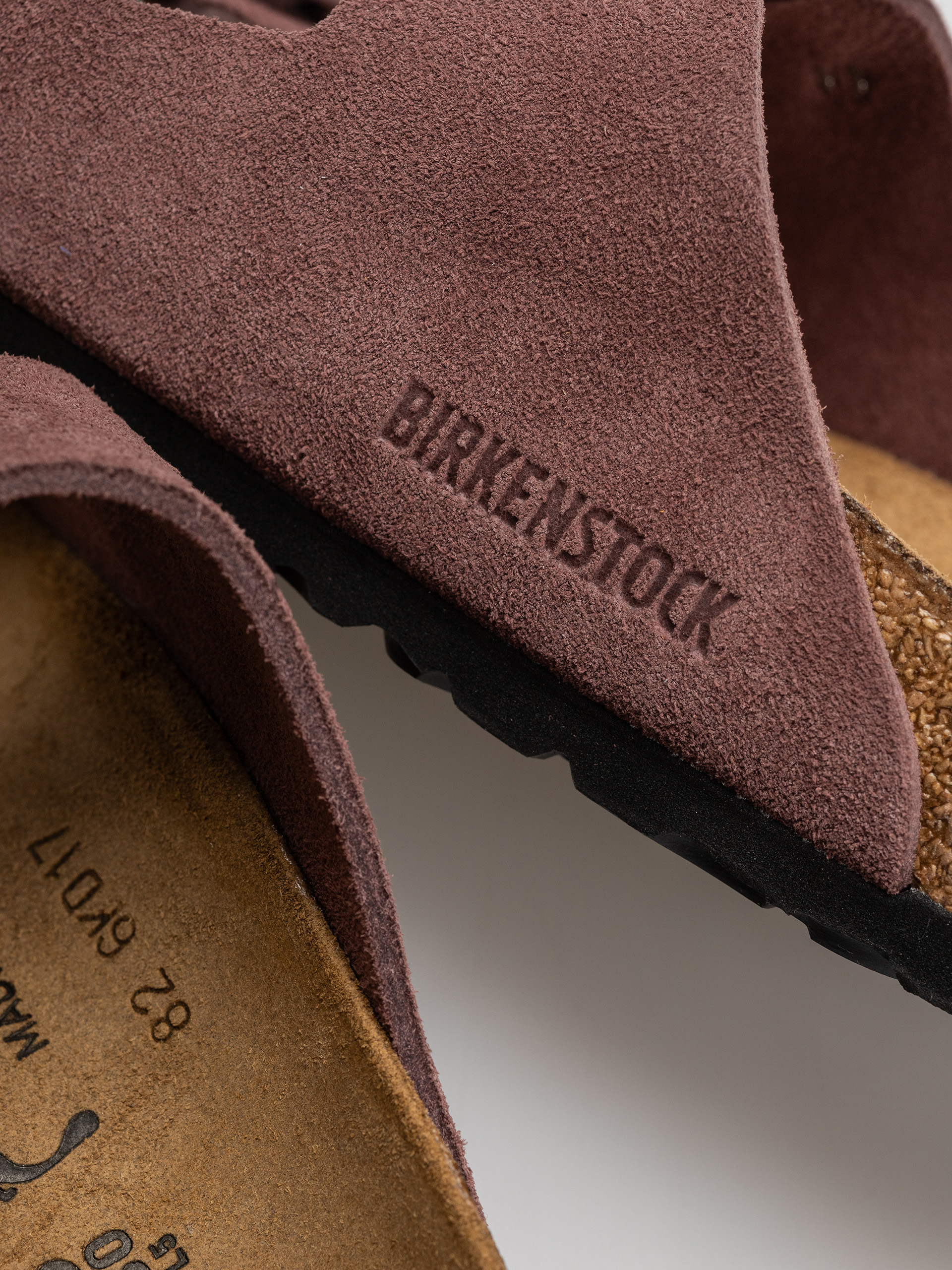 Șlapi Birkenstock Arizona Suede Leather Cushion Buckle Narrow Wmn (pepper)
