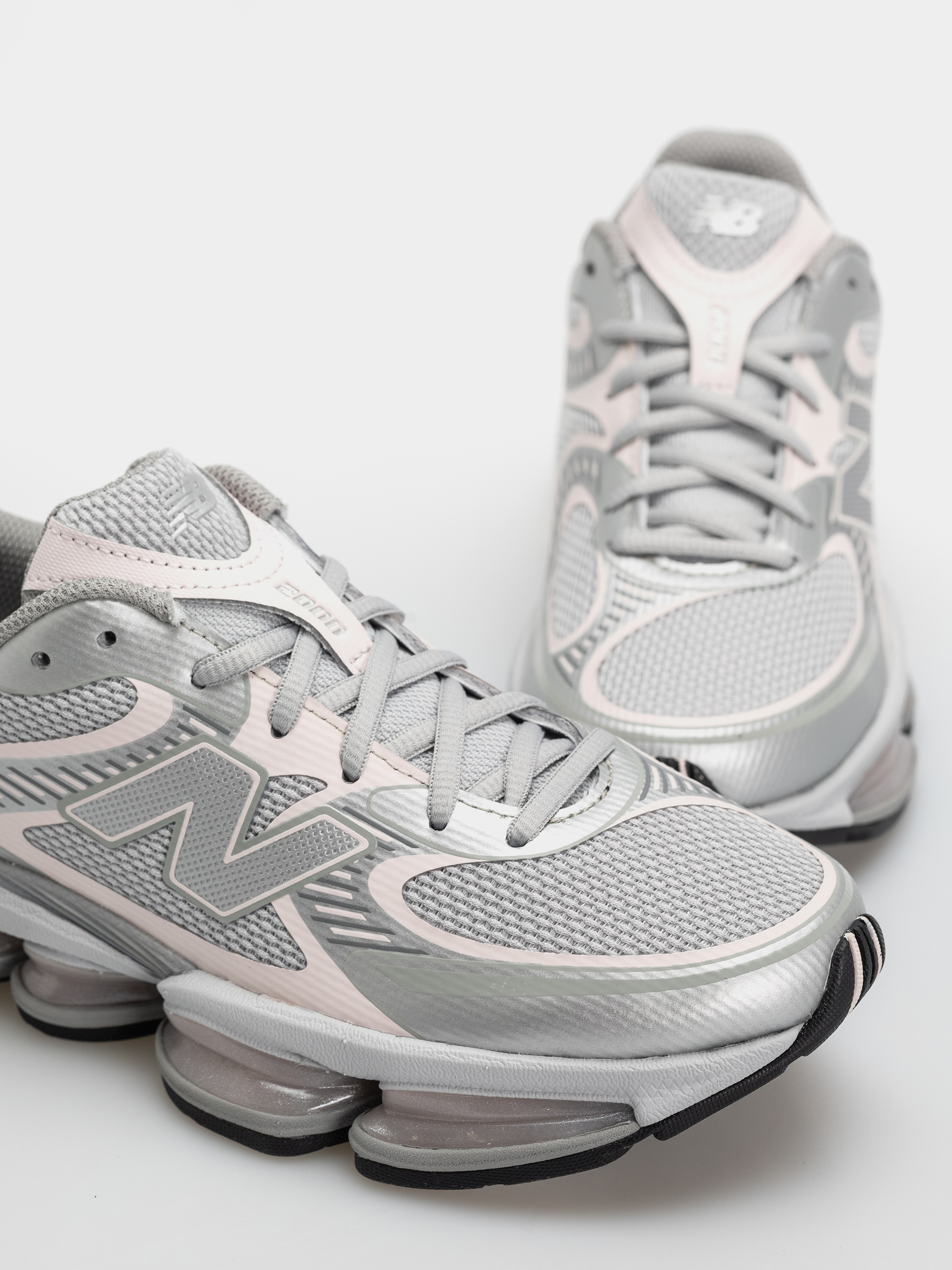 Pantofi New Balance 2000 (raincloud/pink granite)