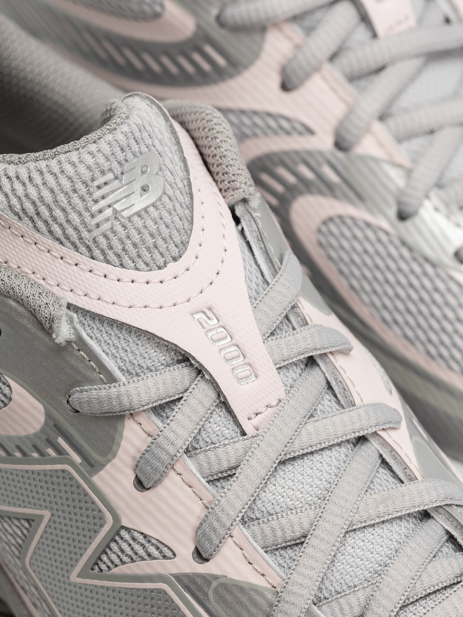 Pantofi New Balance 2000 (raincloud/pink granite)