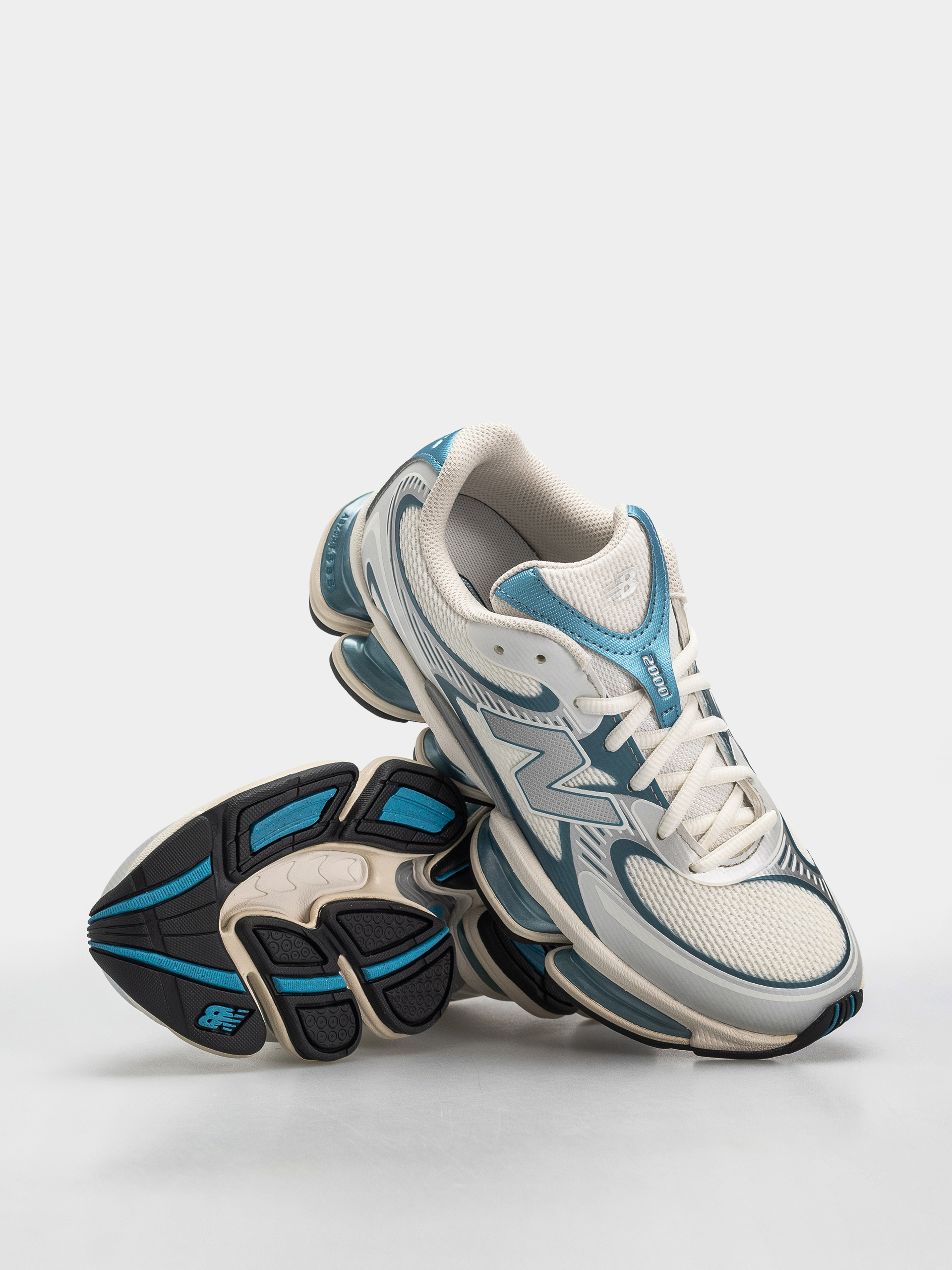 Pantofi New Balance 2000 (sea salt/altitude metallic)