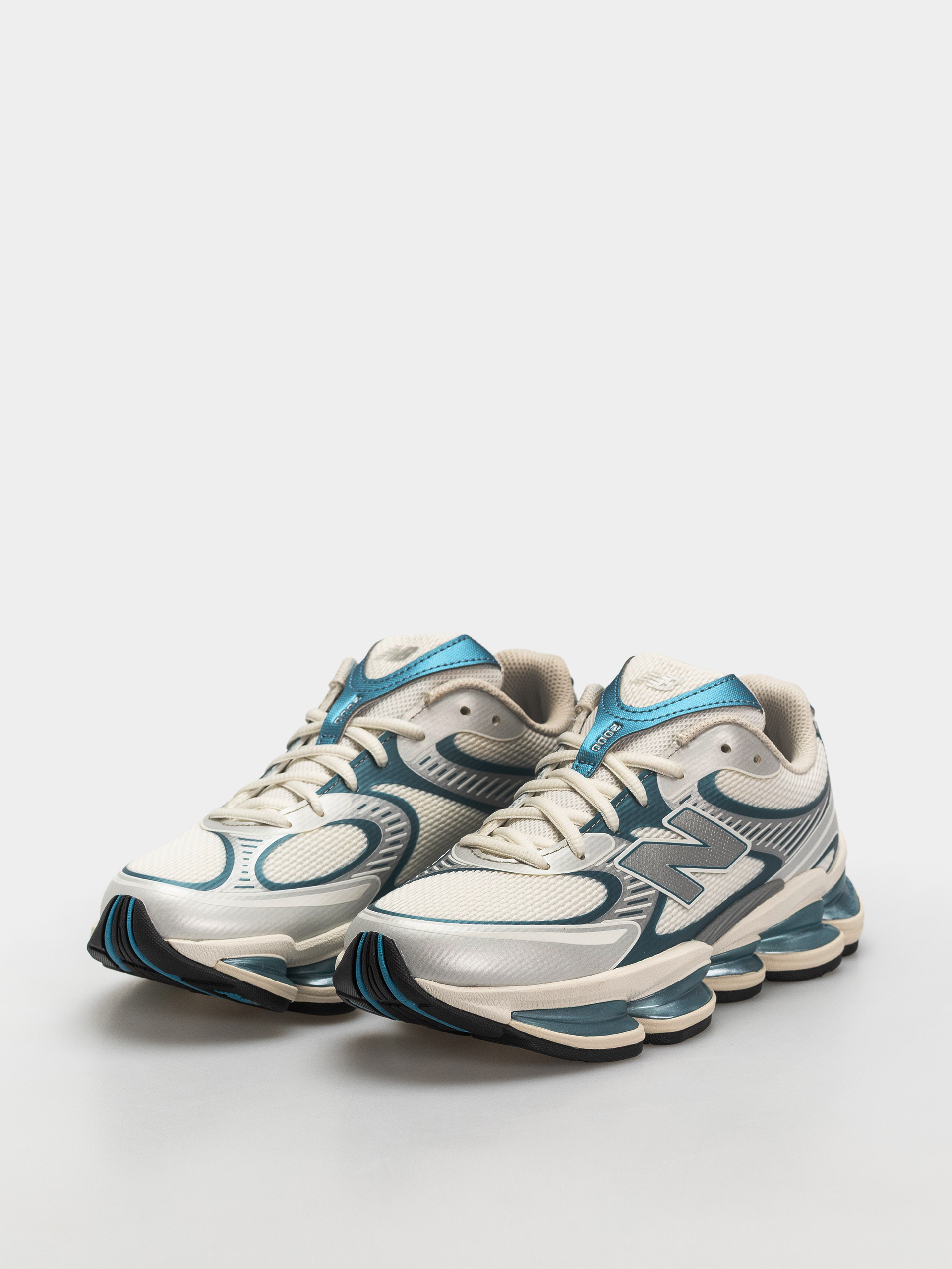 Pantofi New Balance 2000 (sea salt/altitude metallic)