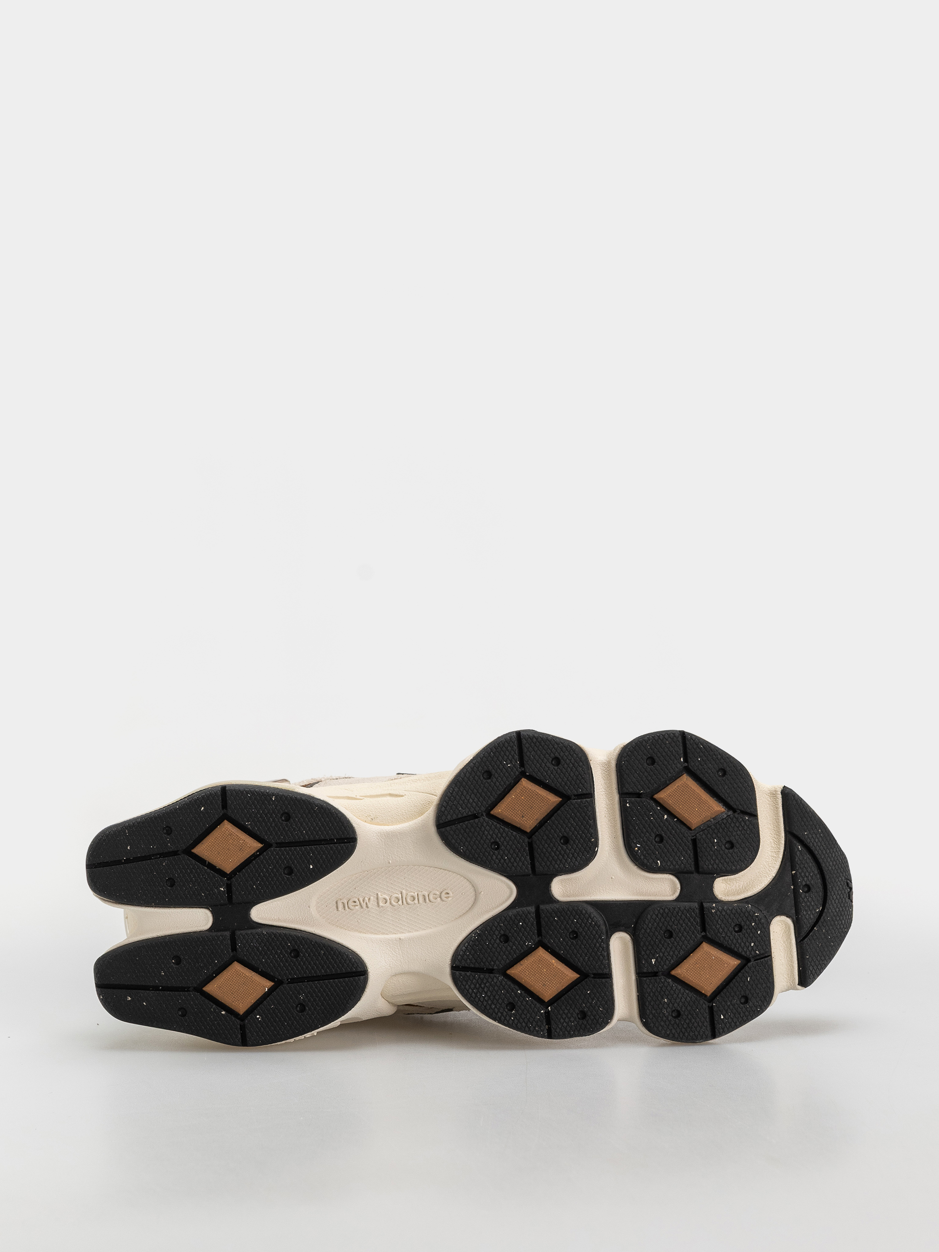 Pantofi New Balance 9060 (breakfast tea/angora)
