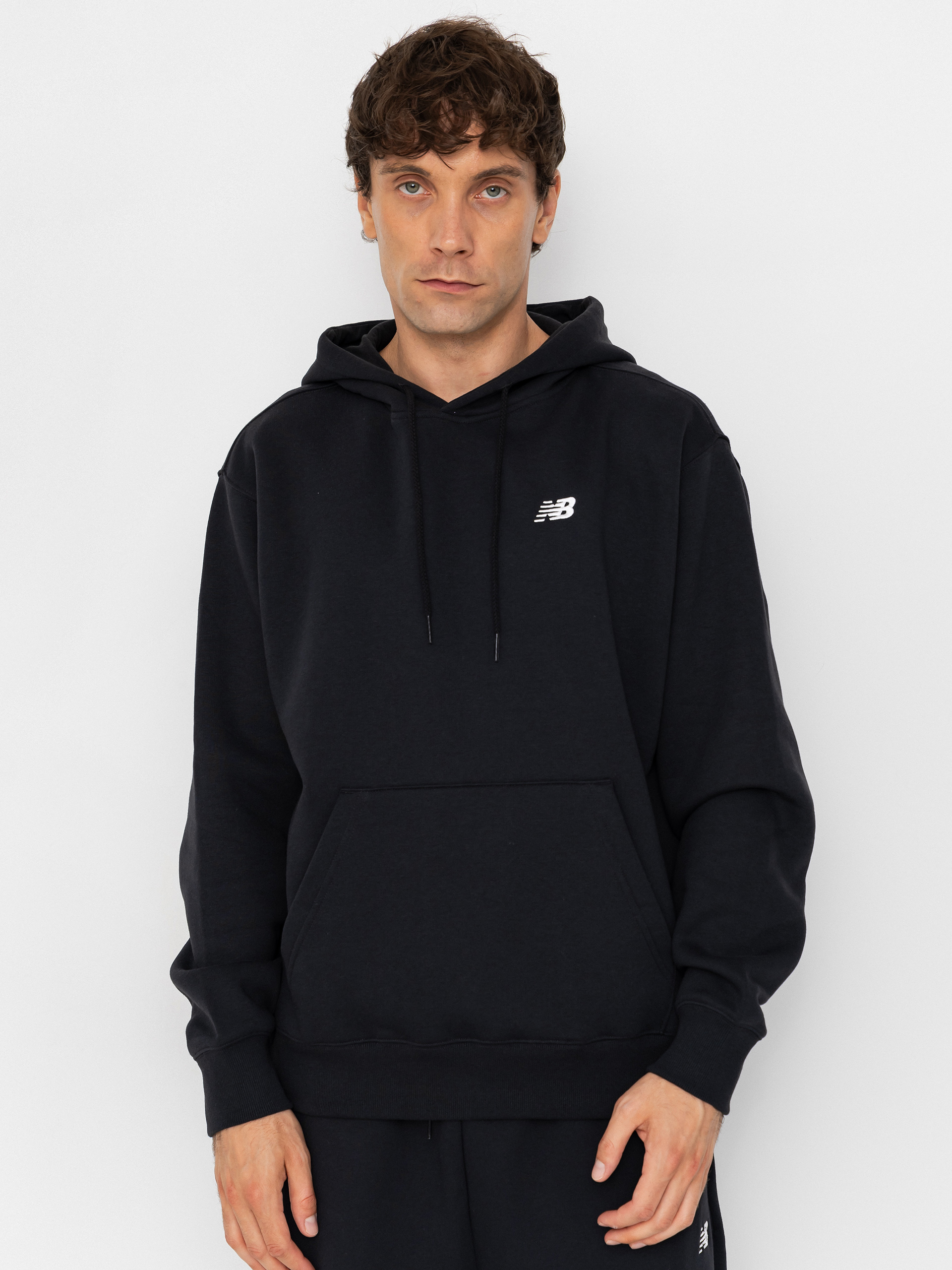 Hanorac cu glugă New Balance Sport Essentials Fleece HD (black)