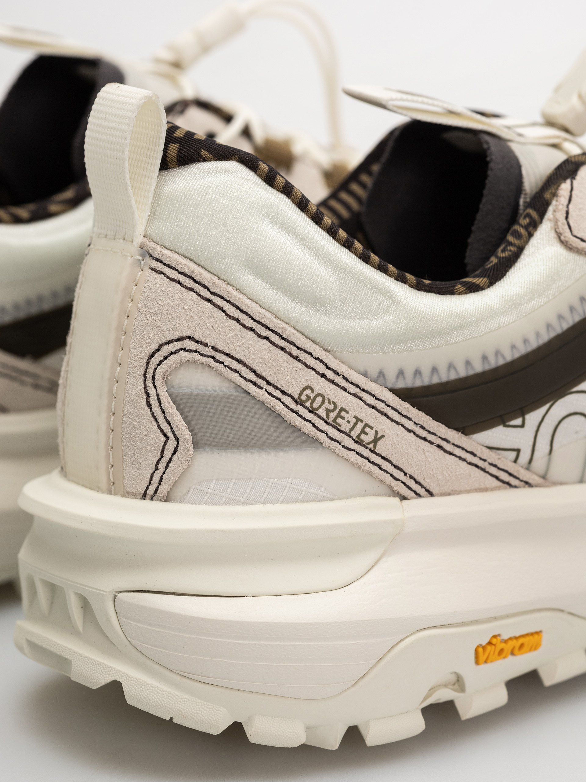 Pantofi Vans Crosspath Xc Gore Tex Mte (marshmallow)