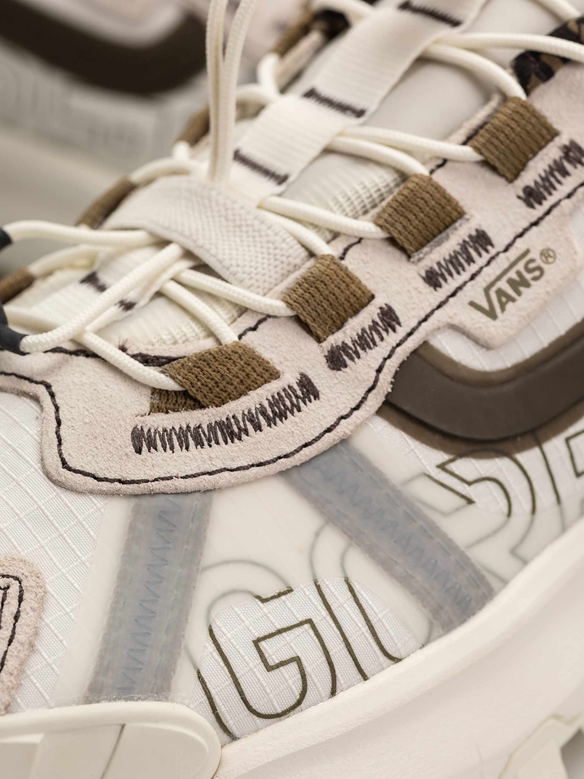 Pantofi Vans Crosspath Xc Gore Tex Mte (marshmallow)