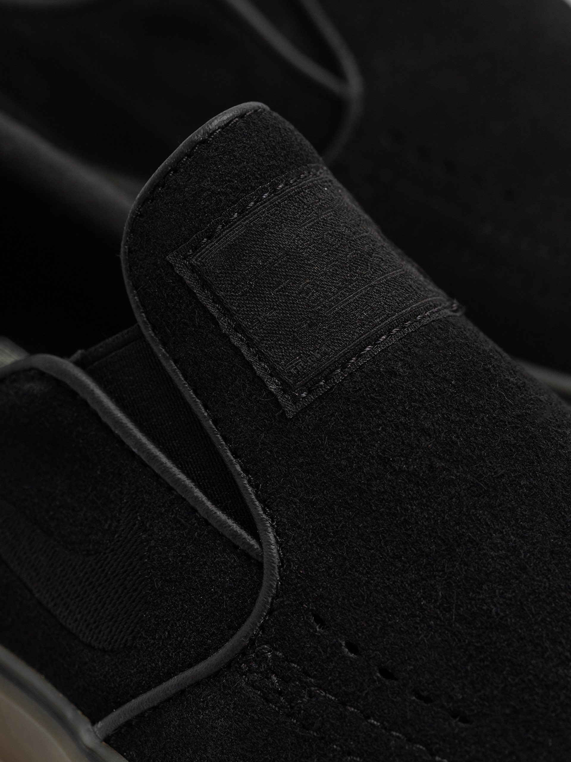 Pantofi Nike SB Janoski+ Slip (black/black black gum light brown)
