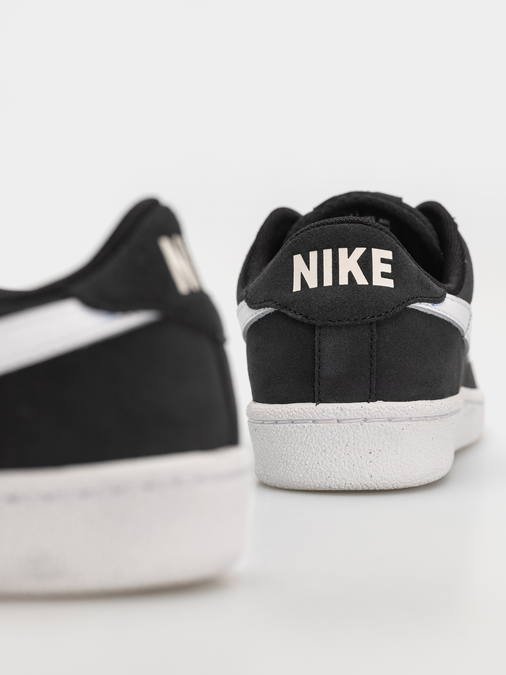 Pantofi Nike SB Zoom Tennis Classic (black/white white)