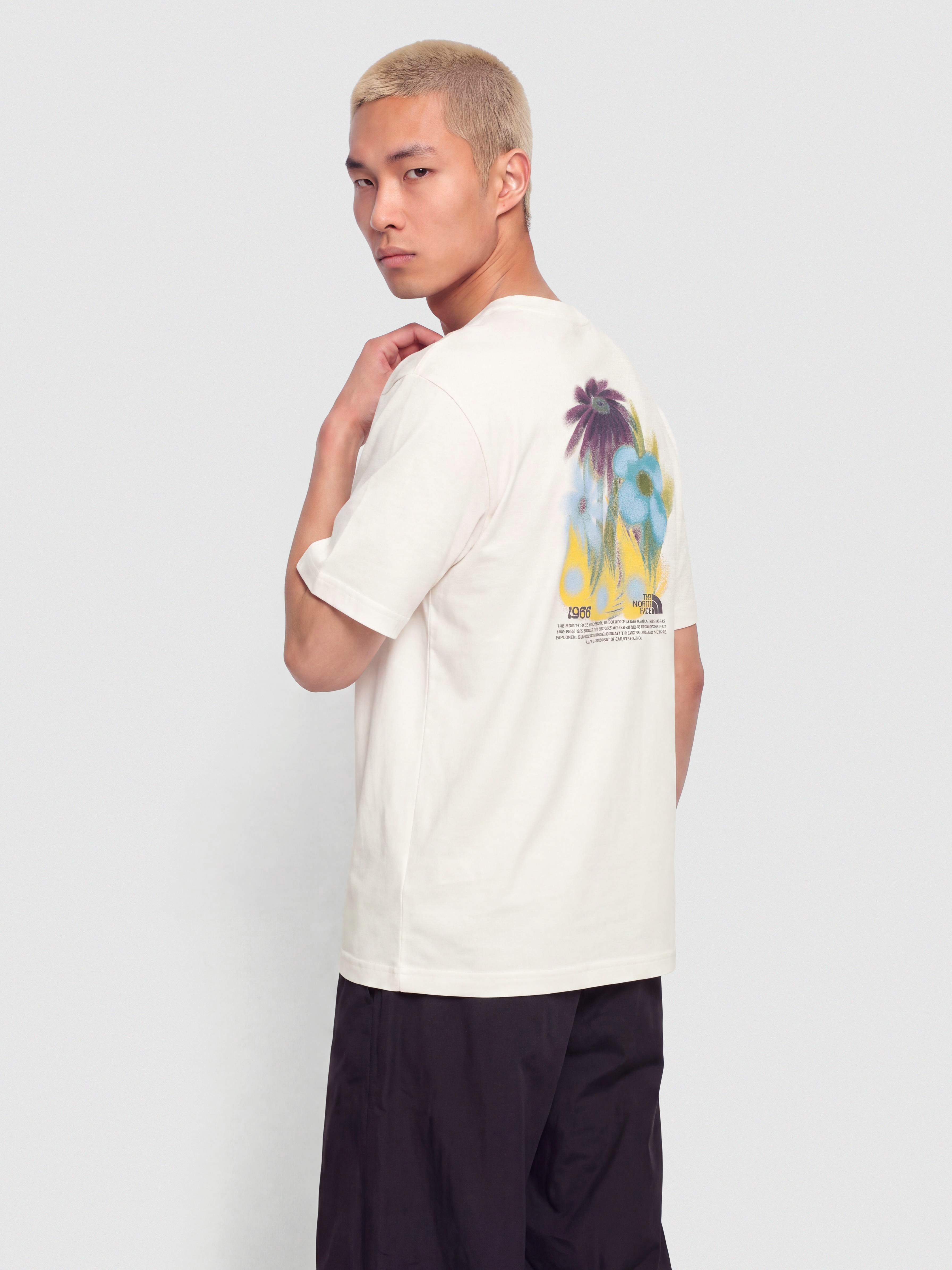 Tricou The North Face Flora Relaxed