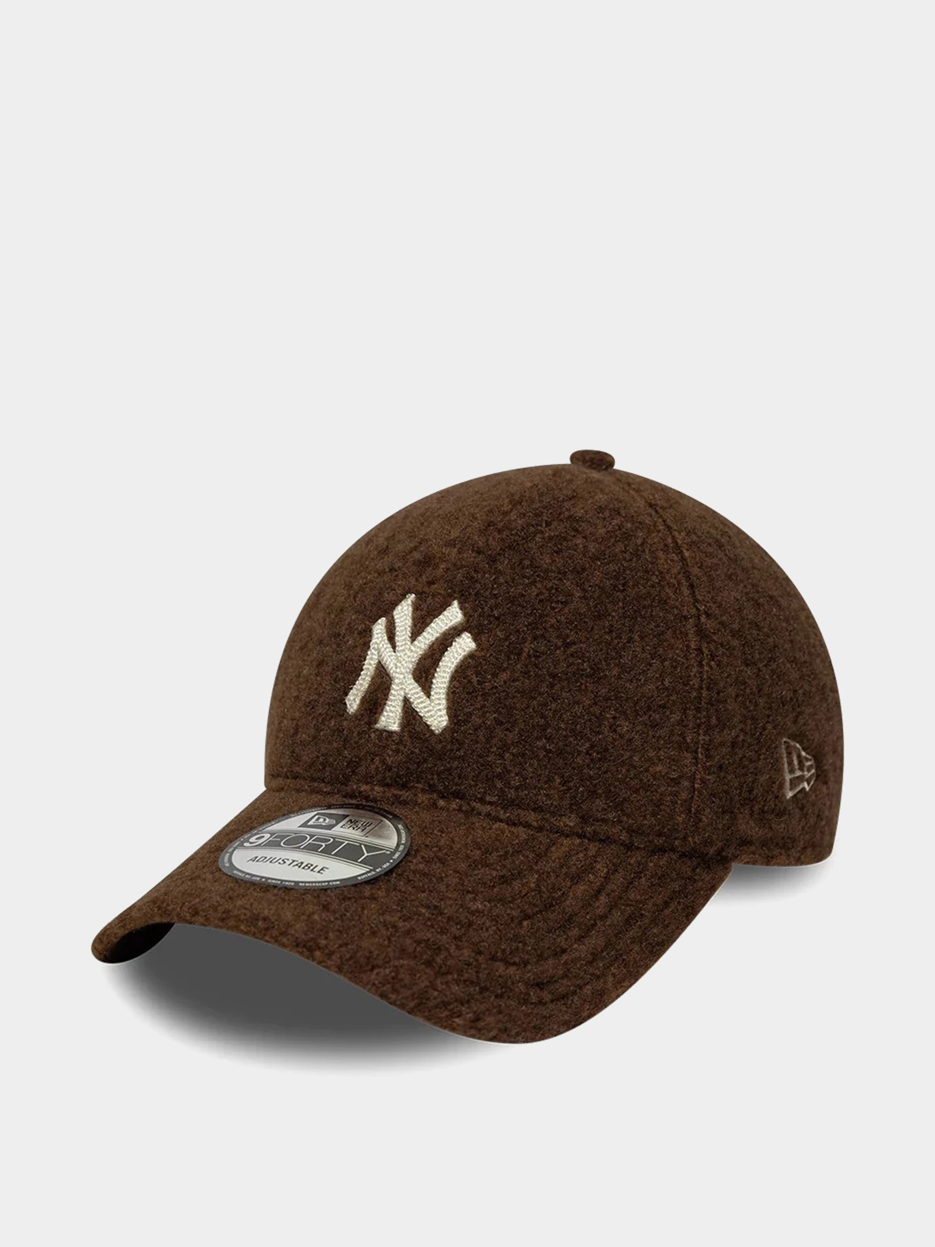 Șapcă New Era Winter Borg 9Forty New York Yankees (brown)