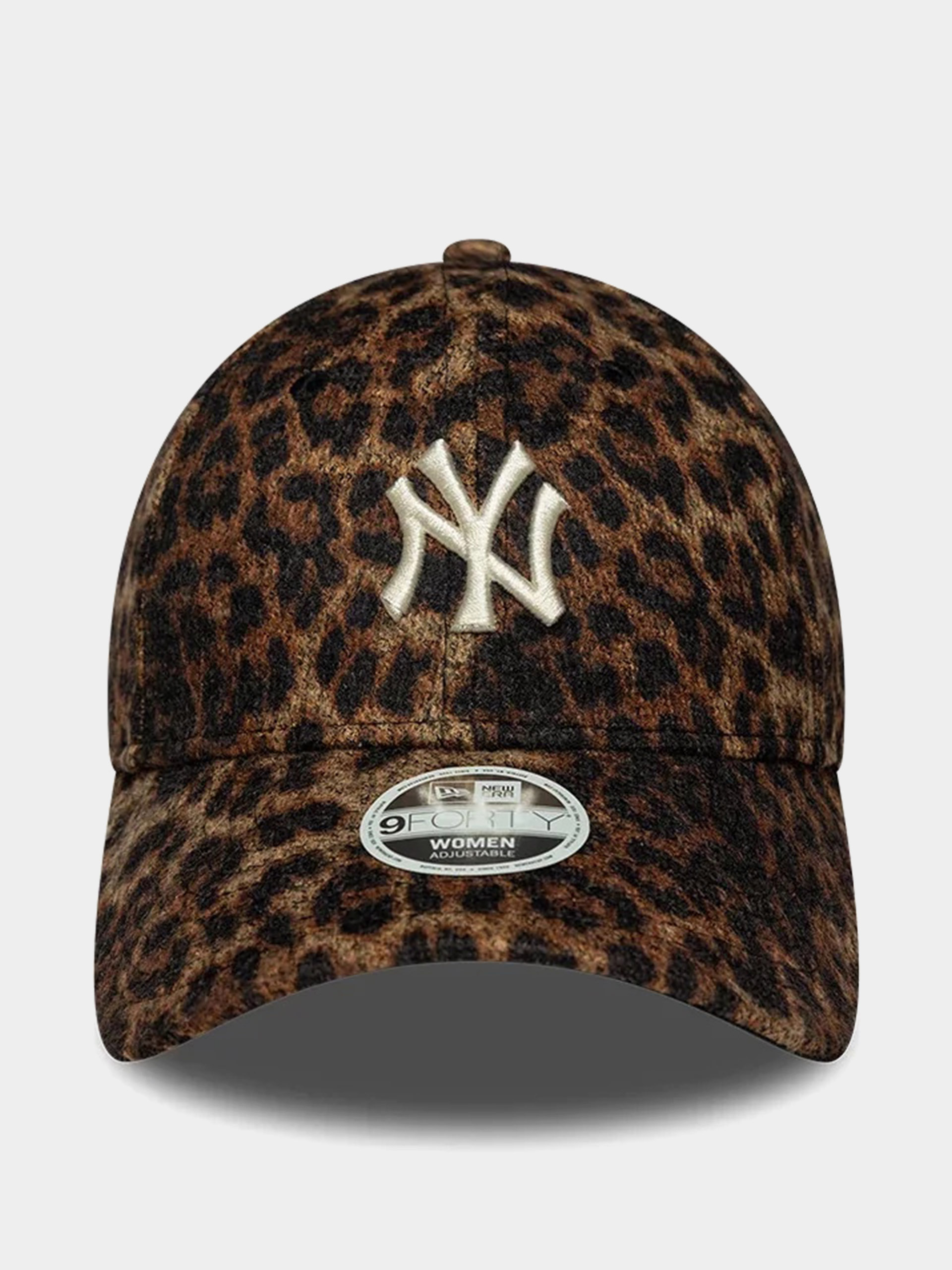 Șapcă New Era Cosy Leopard 9Forty New York Yankees Wmn (dark leo)