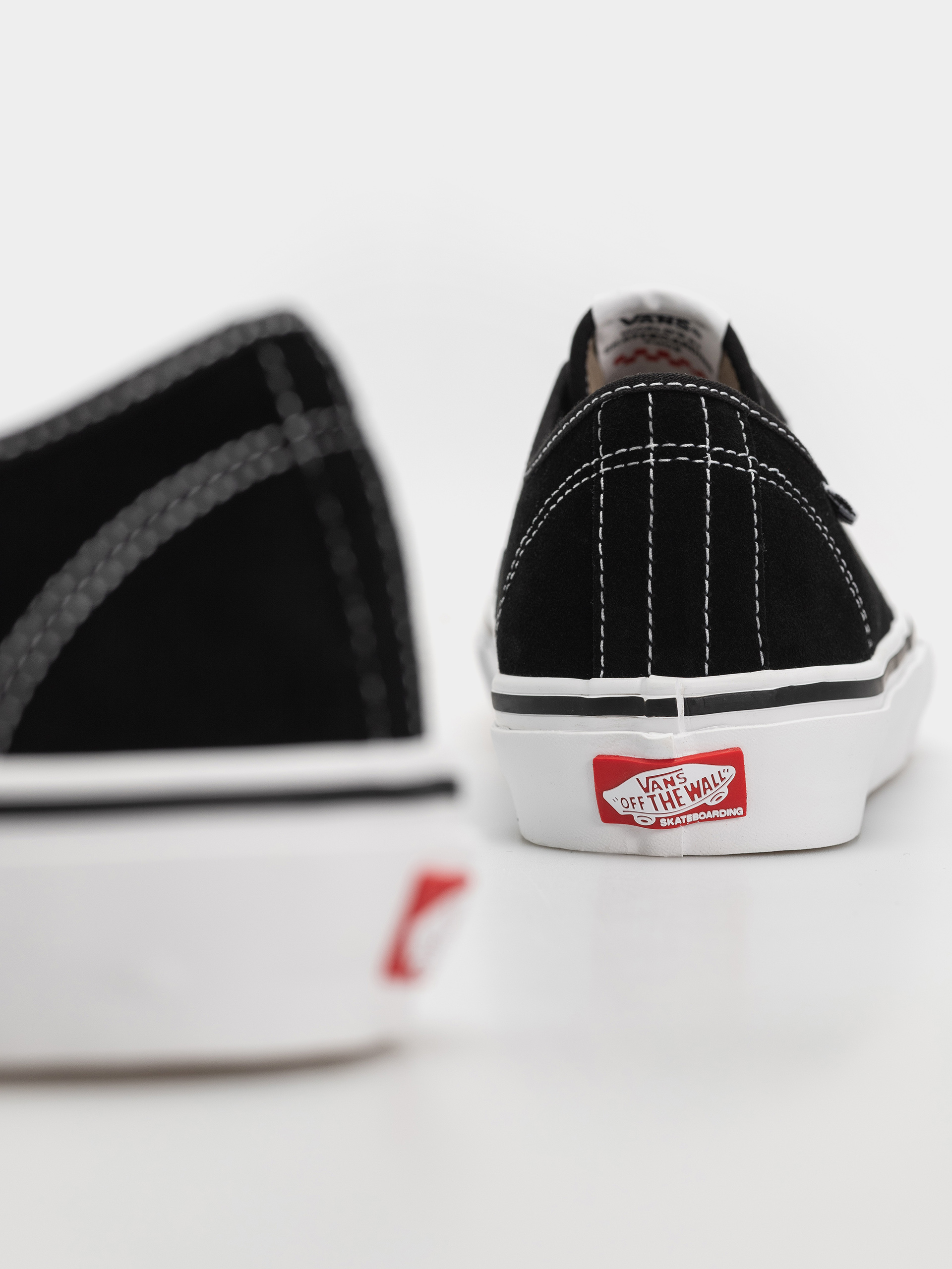 Pantofi Vans Skate Ave Classic (black/white)
