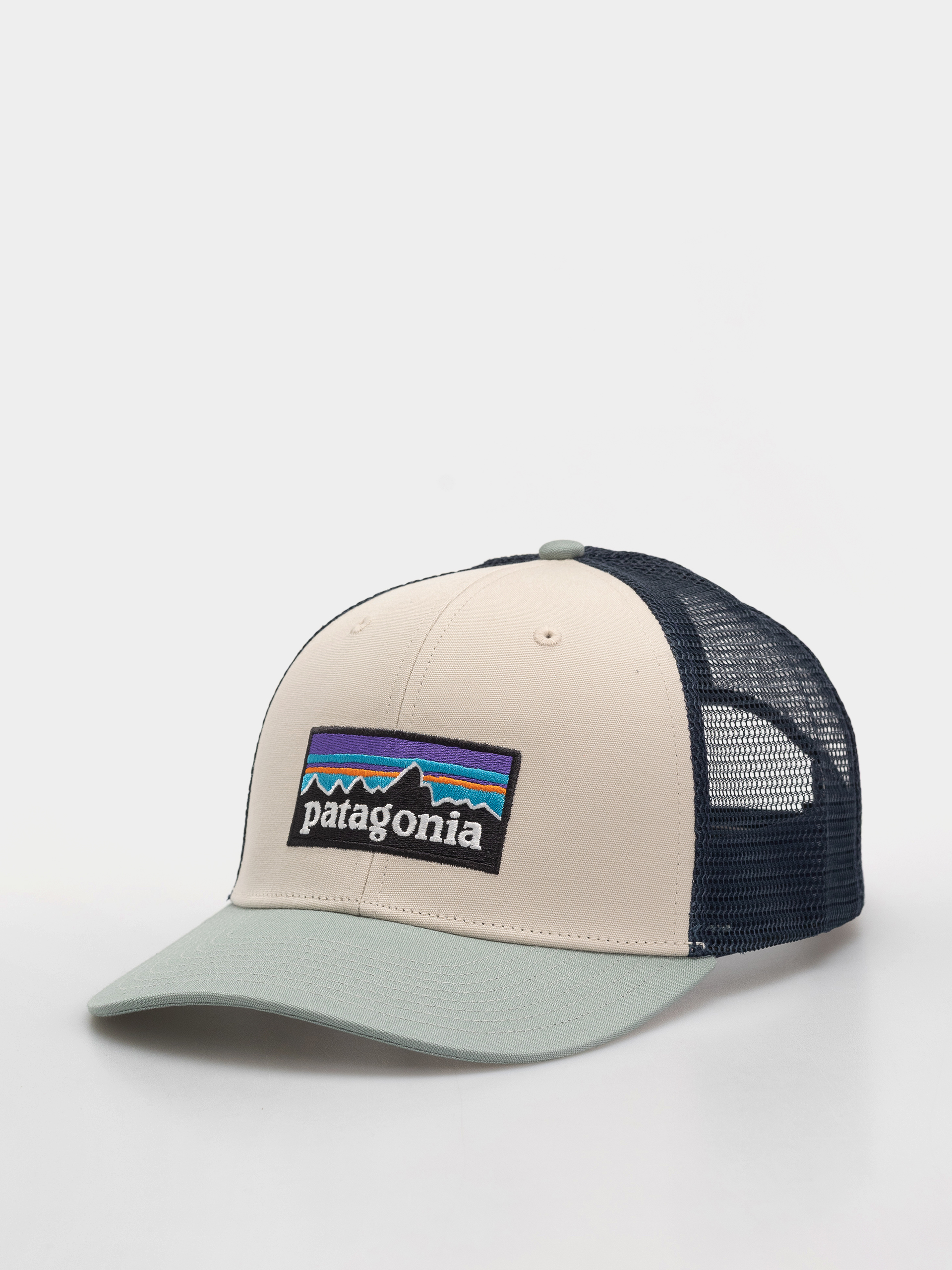 Șapcă Patagonia P 6 Logo Trucker (pumice)