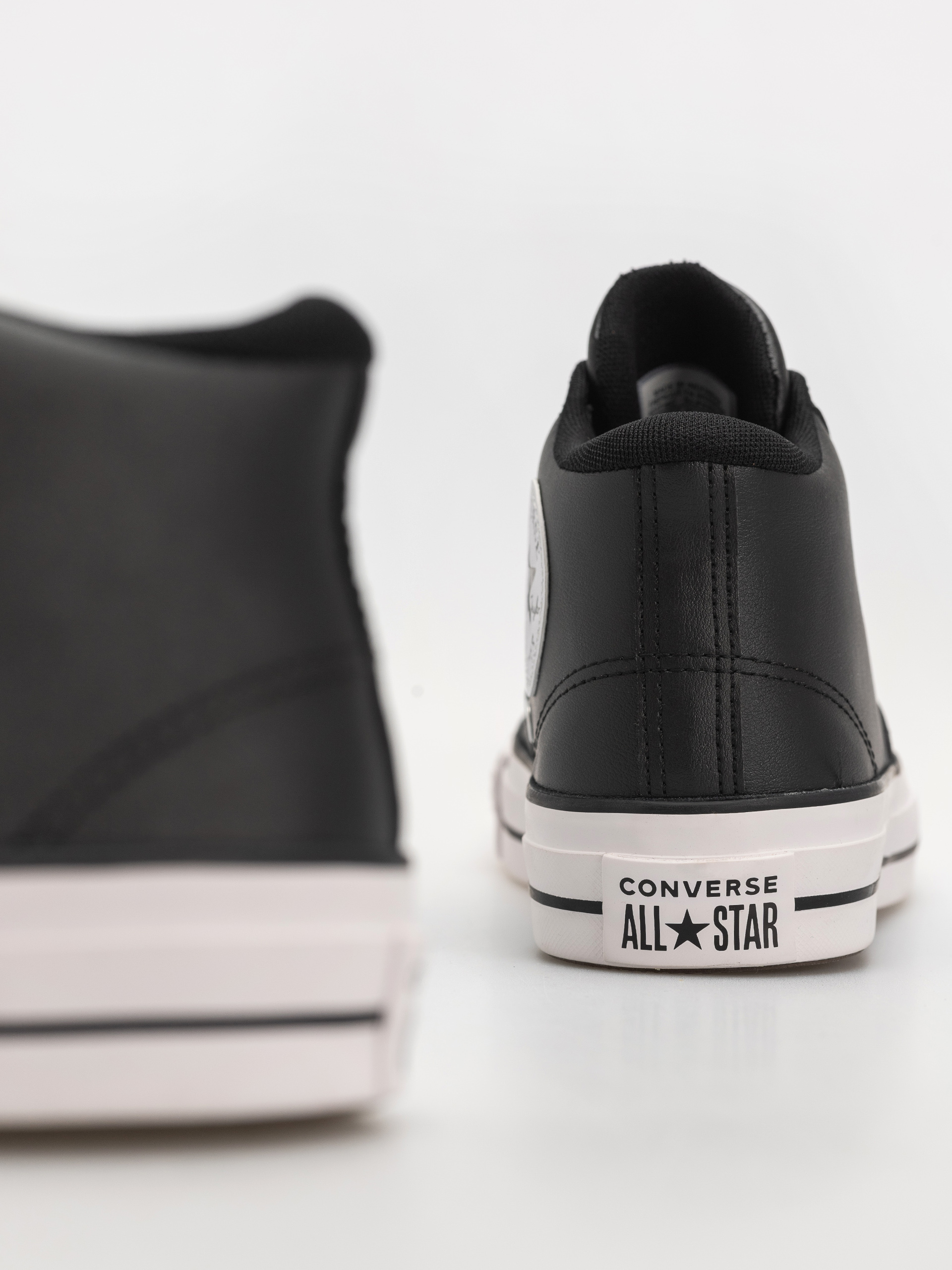 Pantofi Converse Chuck Taylor All Star Malden Street Mid (black/white/black)