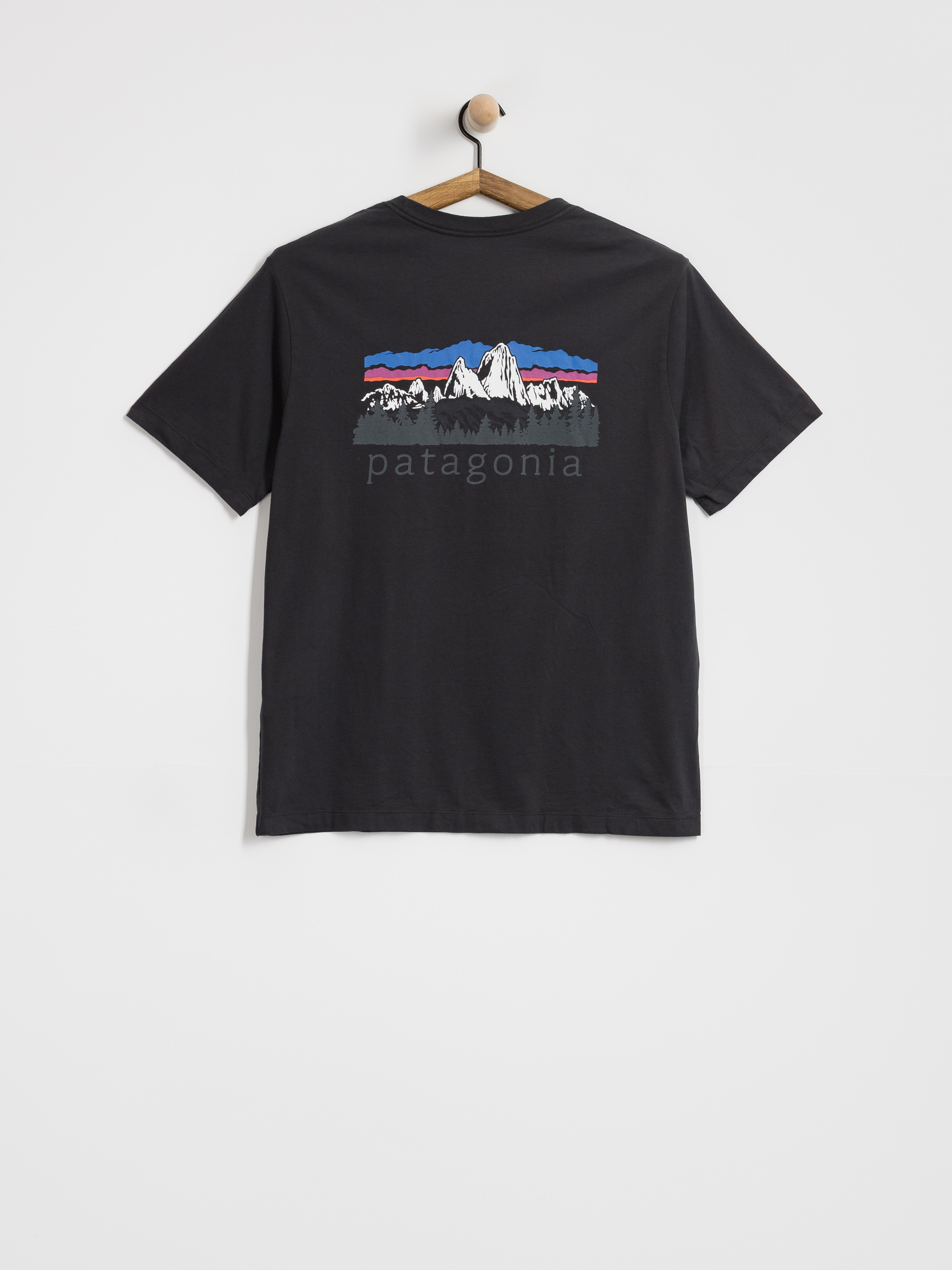 Tricou Patagonia Fitz Roy Foothills (ink black)