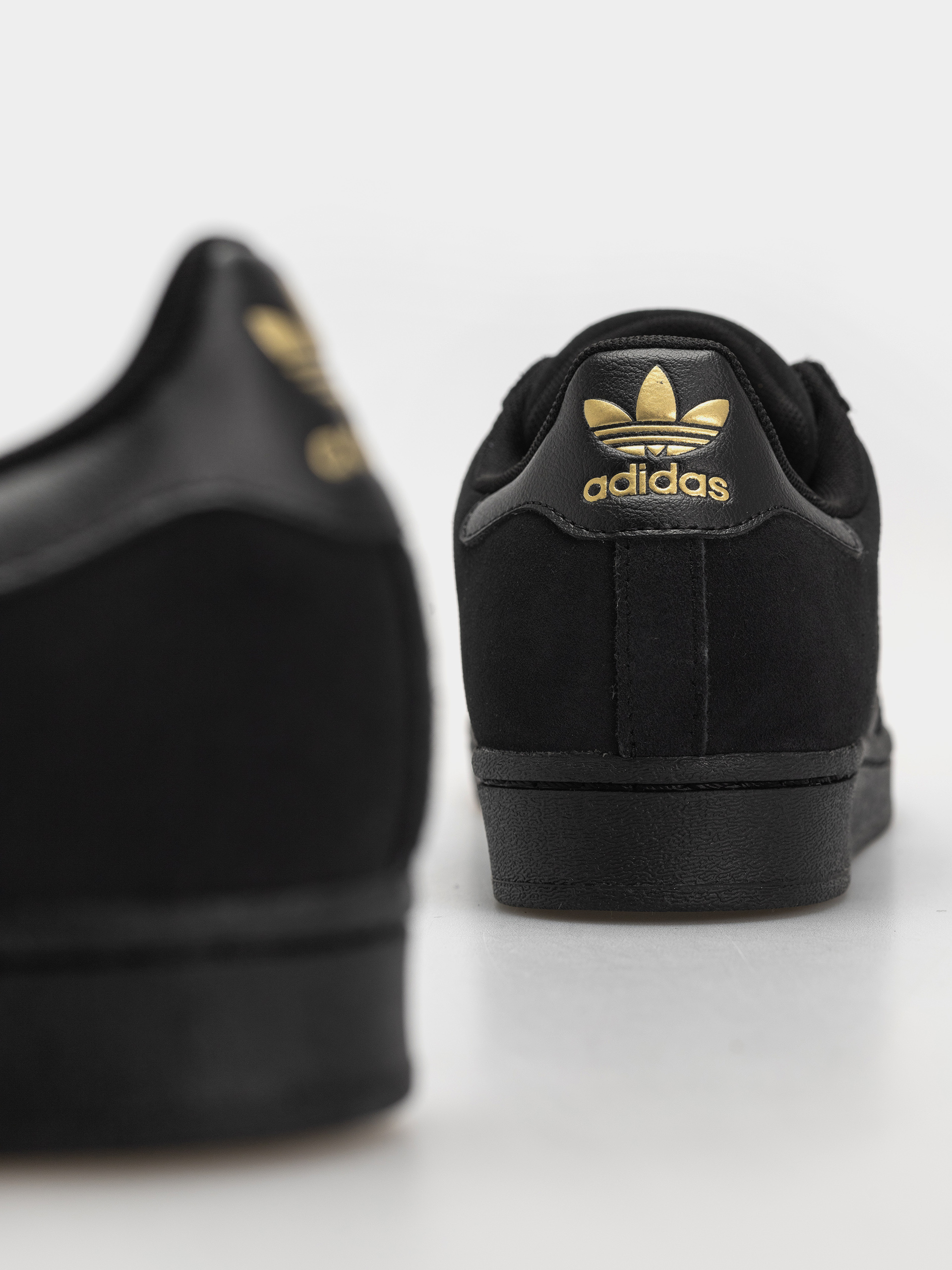 Pantofi adidas Superstar Adv (cblack/cblack/goldmt)