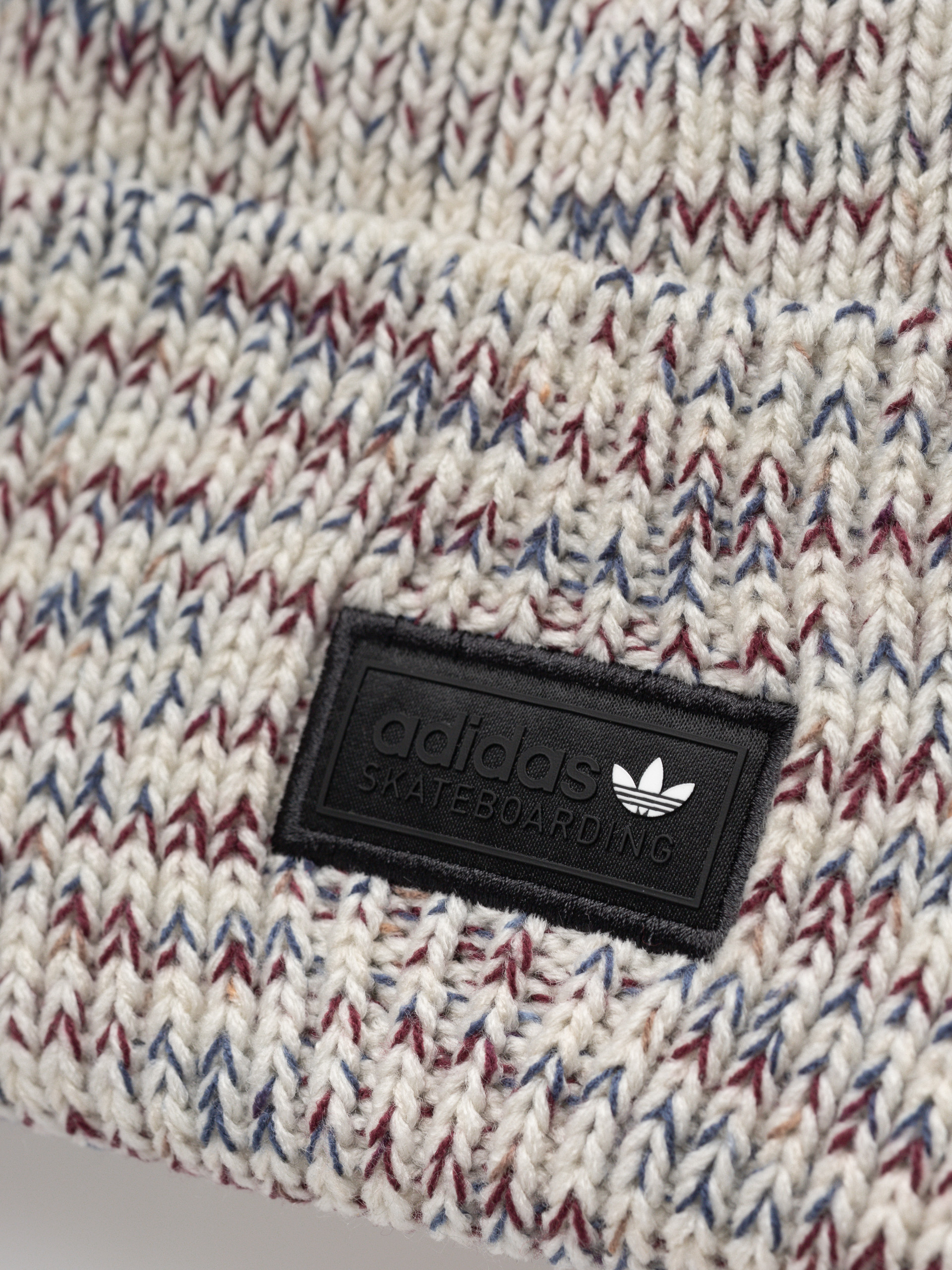 Căciulă adidas Fsbs Spc (orbgry/multco)