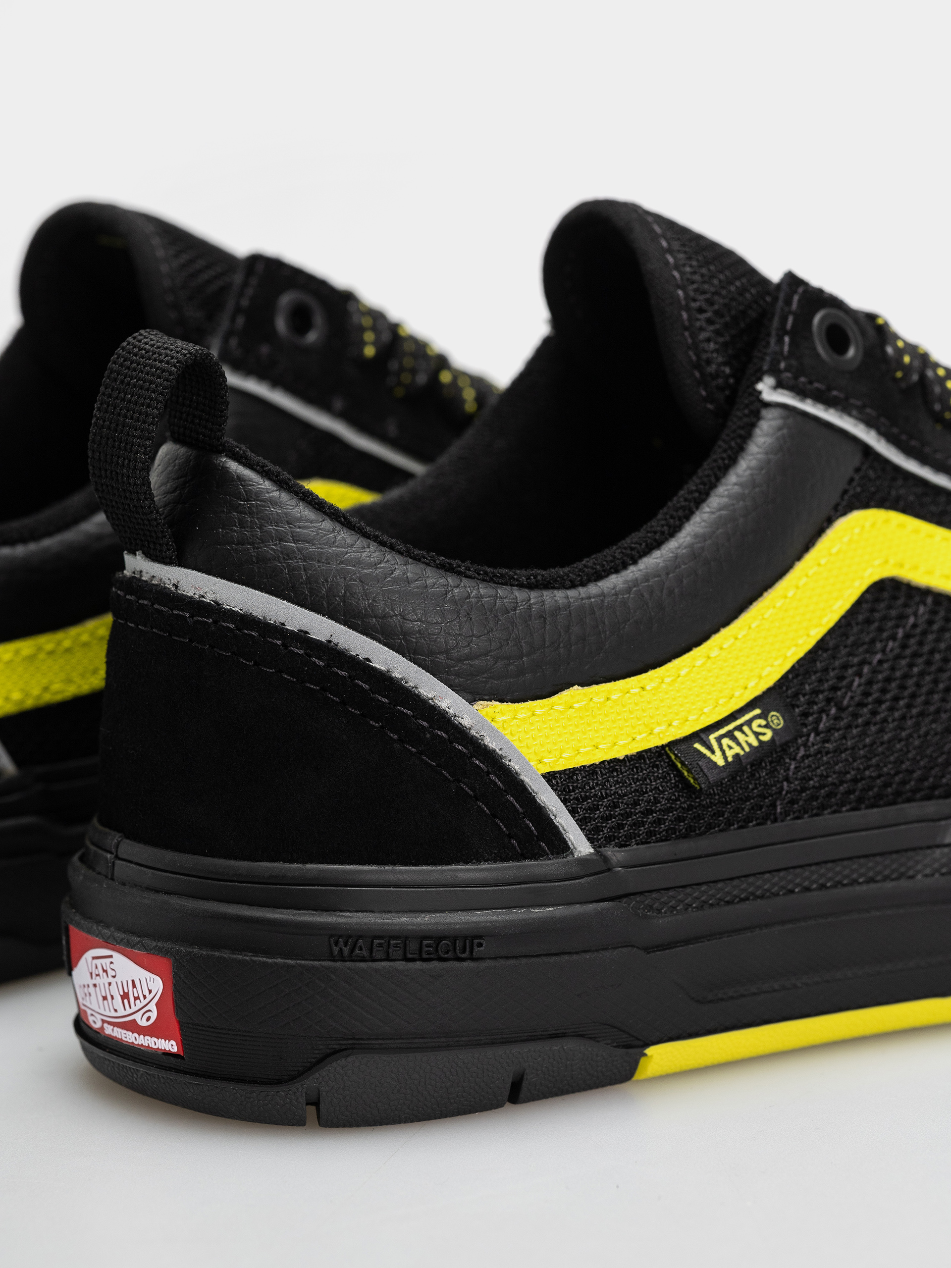Pantofi Vans Skate Old Skool Wafflecup (black/lime)