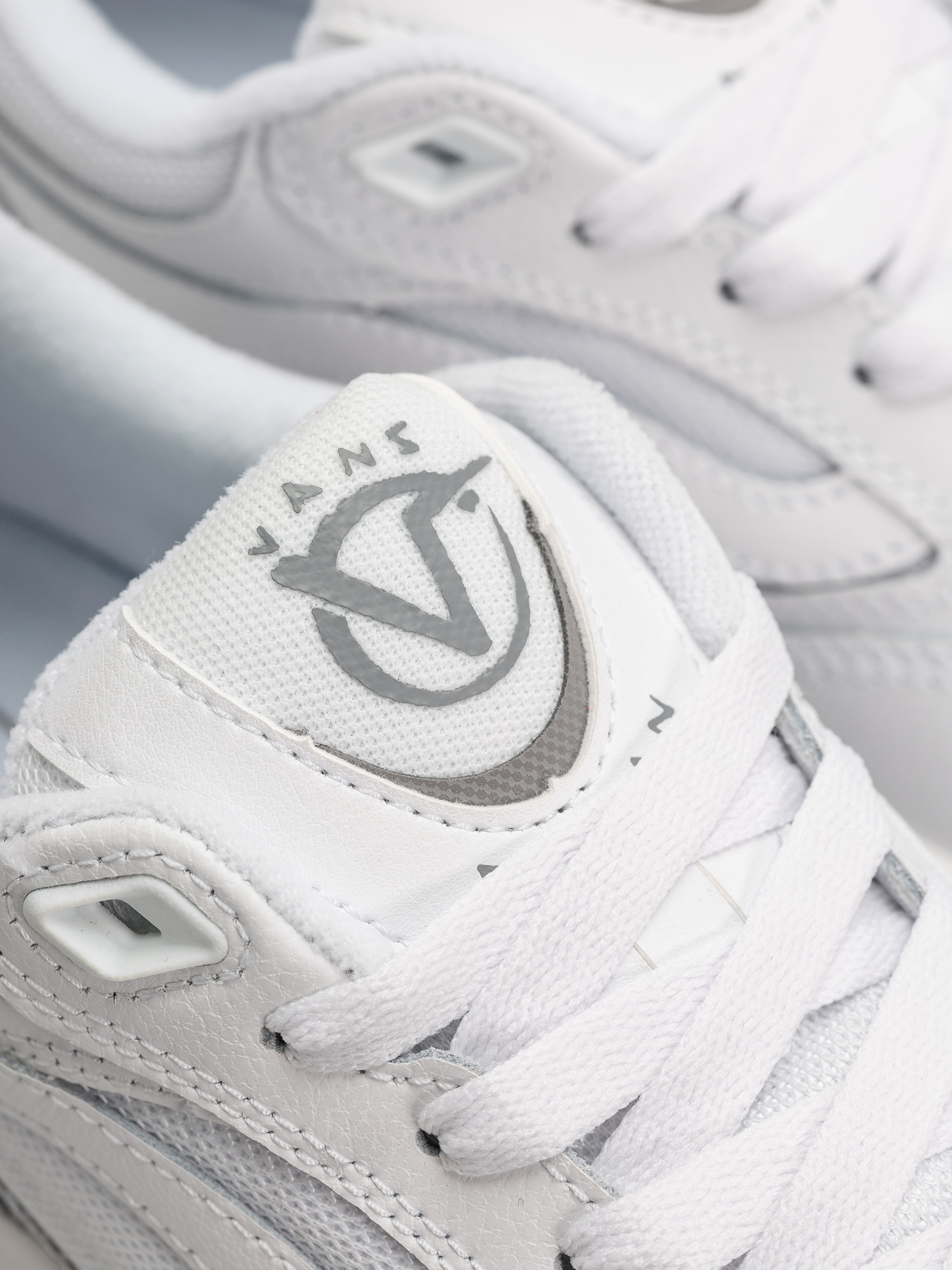 Pantofi Vans Skate Rowan Z3 (white/gum)
