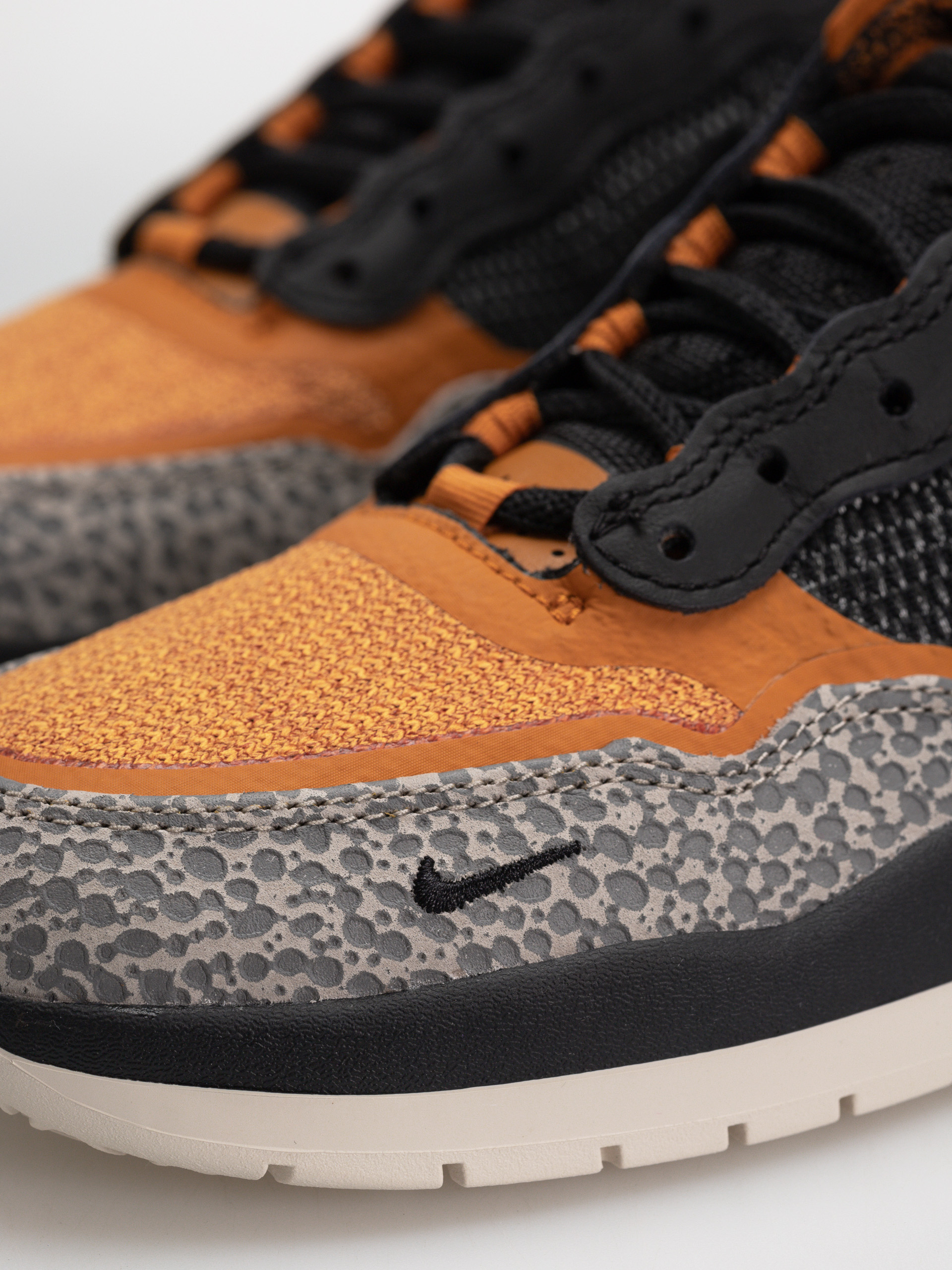 Pantofi Nike SB PS8 (cobblestone/black monarch lt orewood brn)