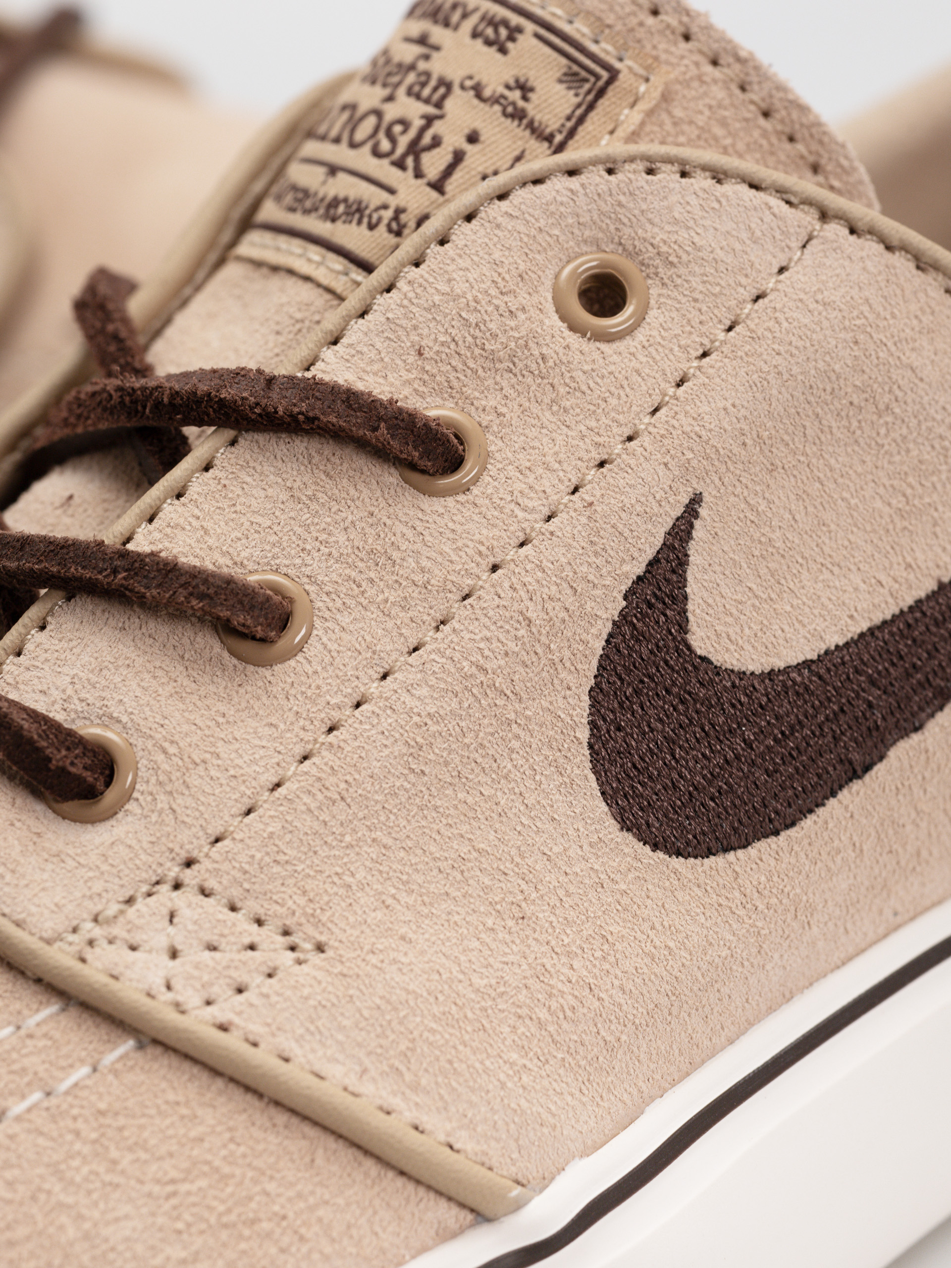 Pantofi Nike SB Zoom Janoski Og+ (linen/lt chocolate sail)