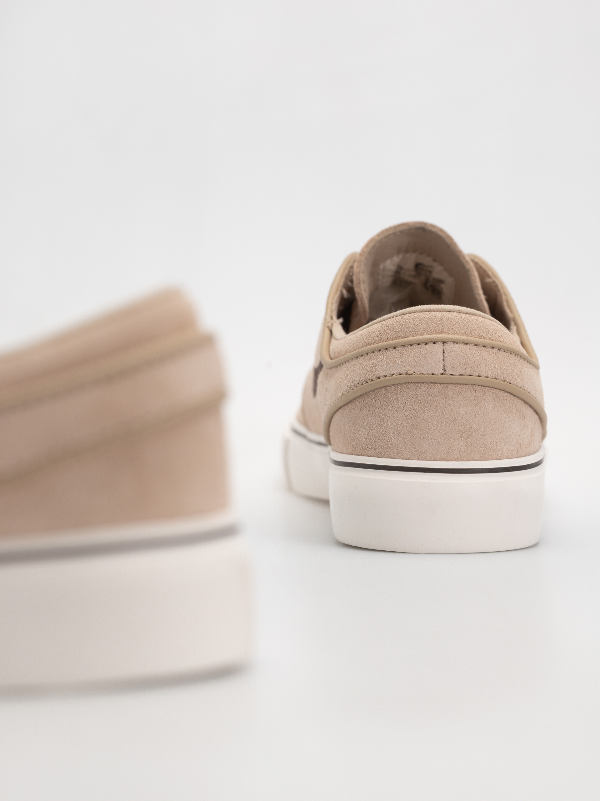 Pantofi Nike SB Zoom Janoski Og+ (linen/lt chocolate sail)