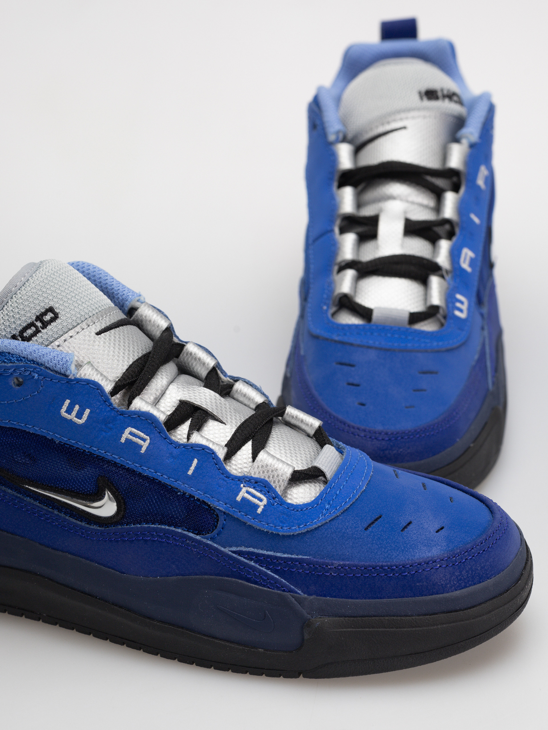 Pantofi Nike SB Air Max Ishod (blue void/metallic silver radiant blue)