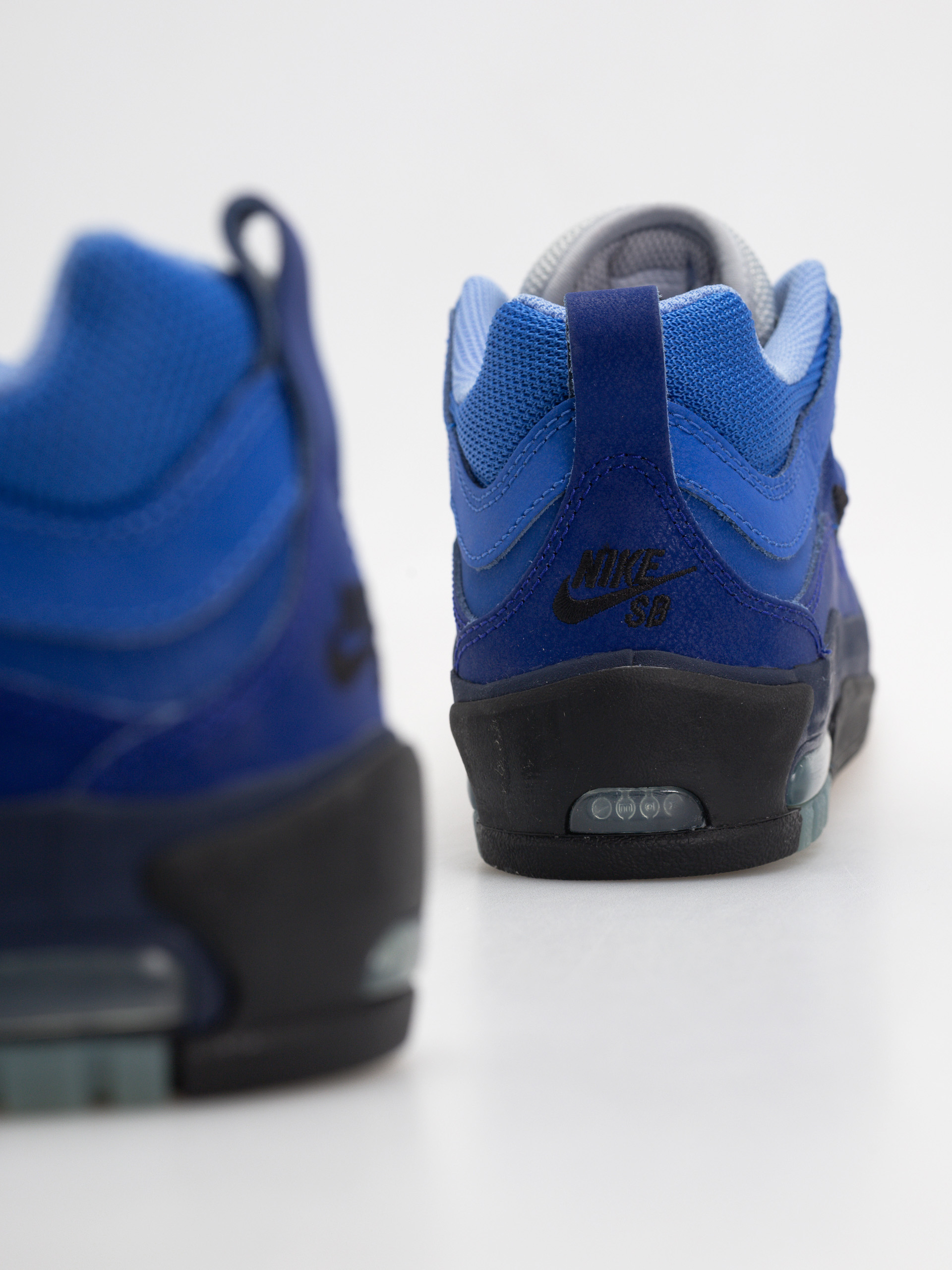 Pantofi Nike SB Air Max Ishod (blue void/metallic silver radiant blue)