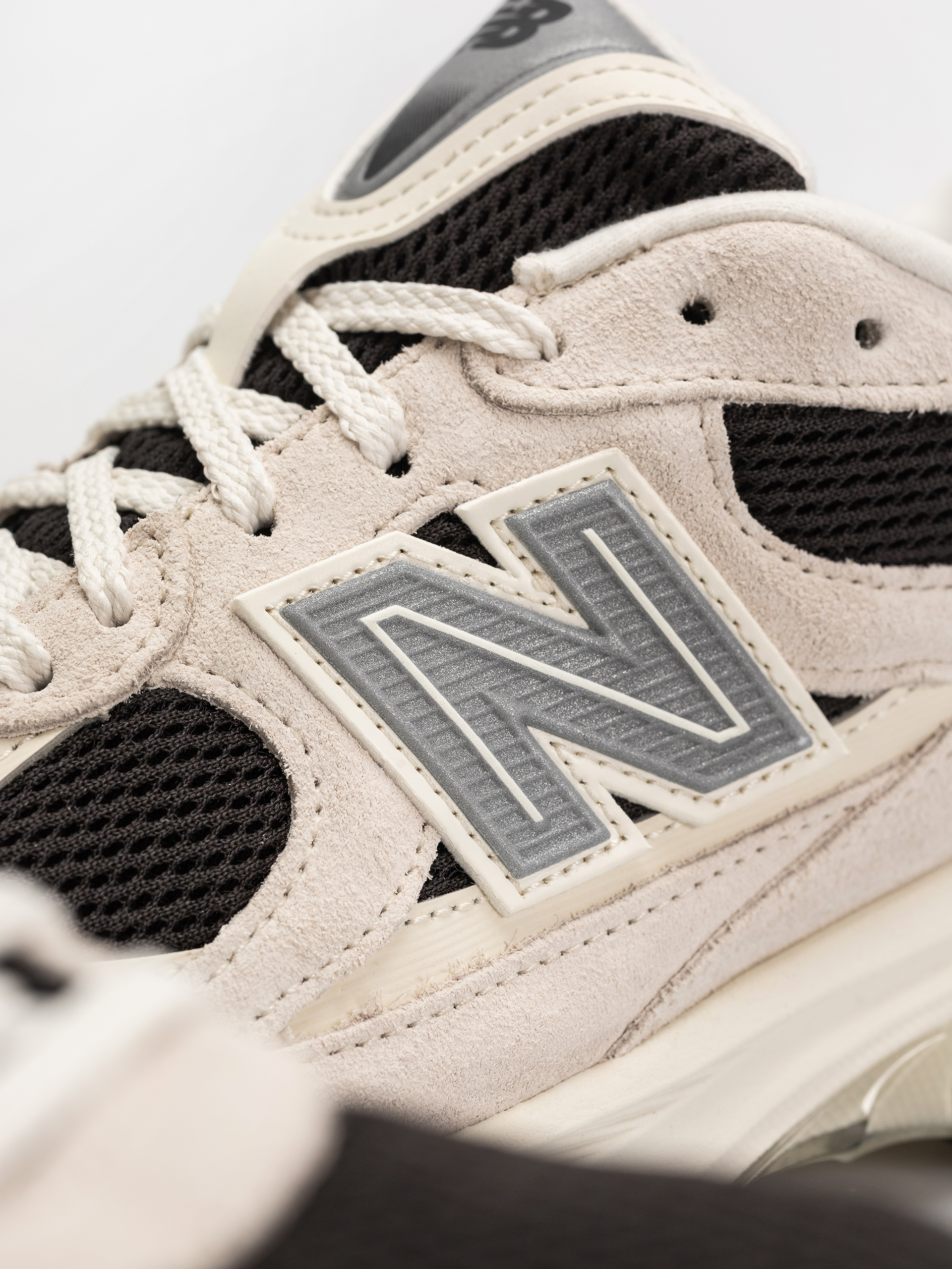 Pantofi New Balance 2010 (sea salt/black cement)