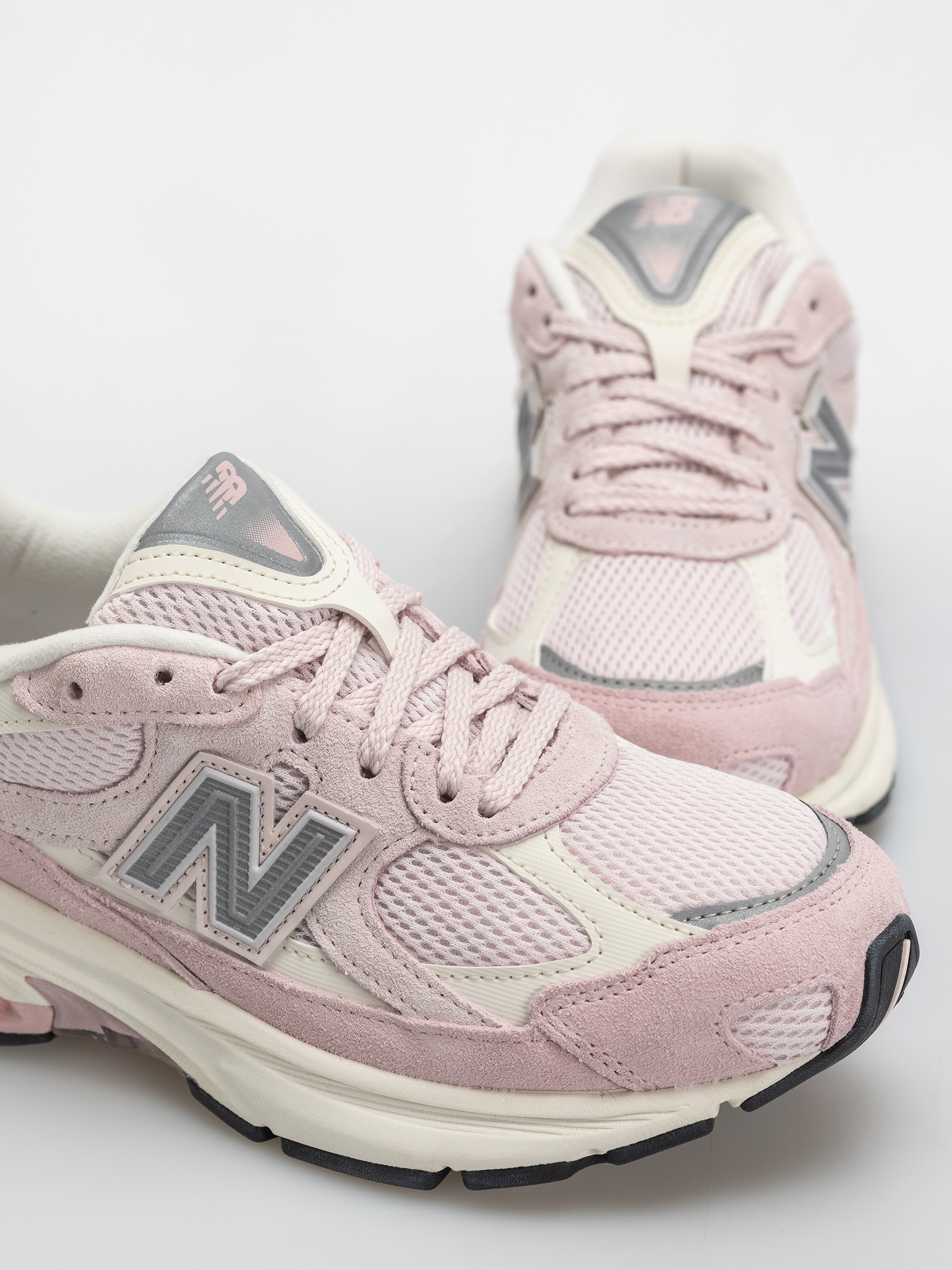Pantofi New Balance 2010 (pink chalk/sea salt)