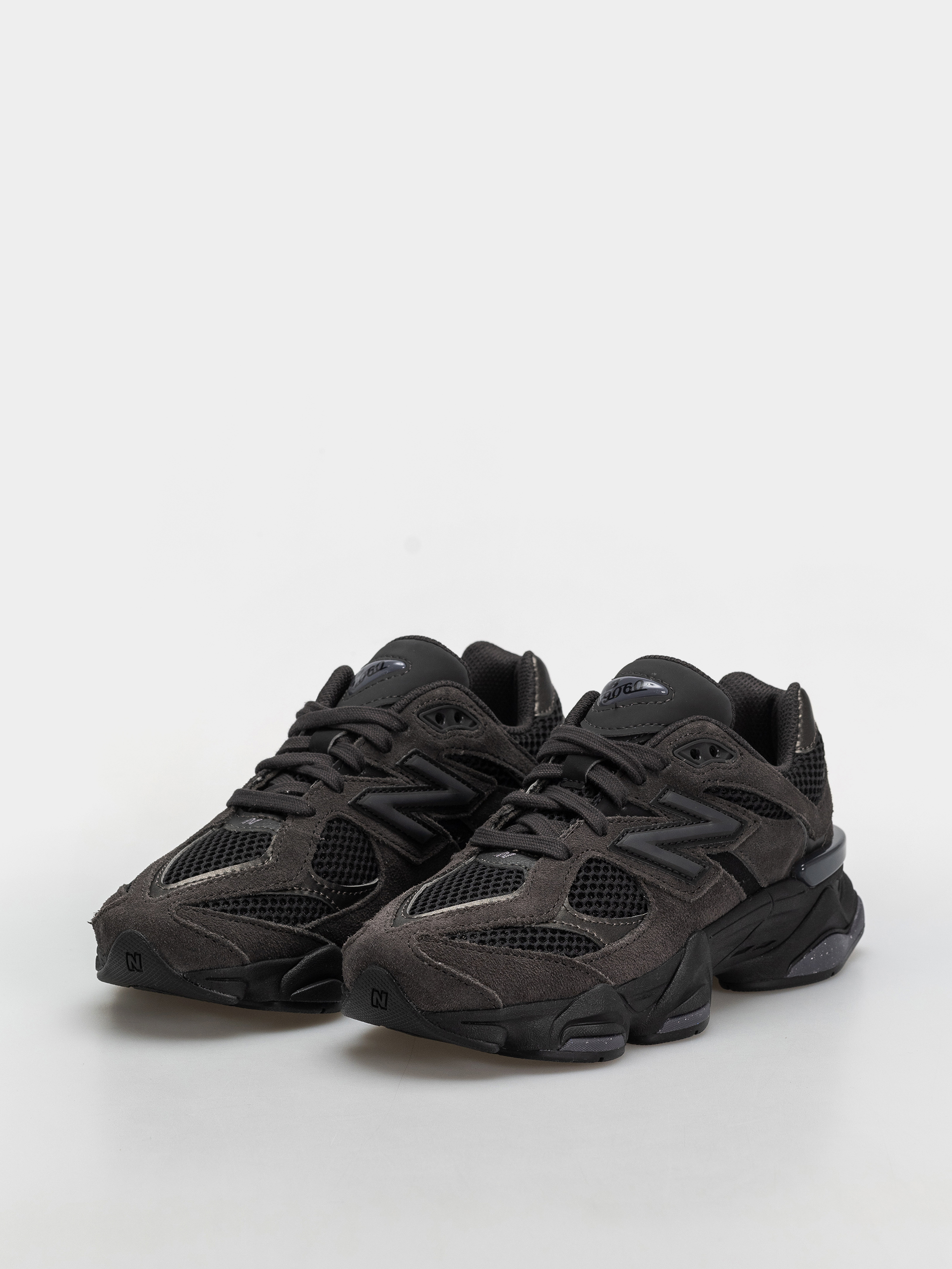 Pantofi New Balance 9060 JR (black/neptune grey)