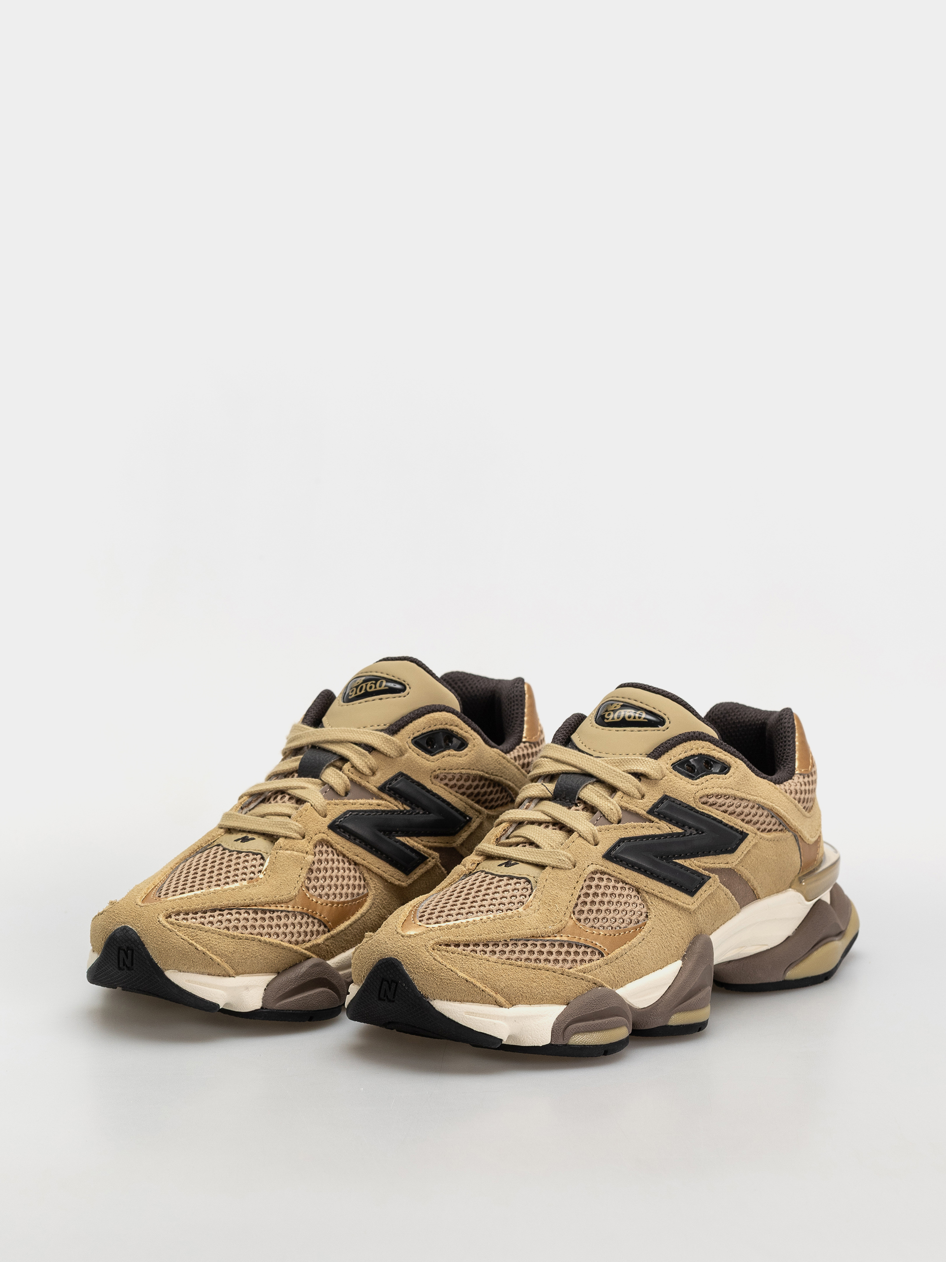 Pantofi New Balance 9060 (quicksand/incense)