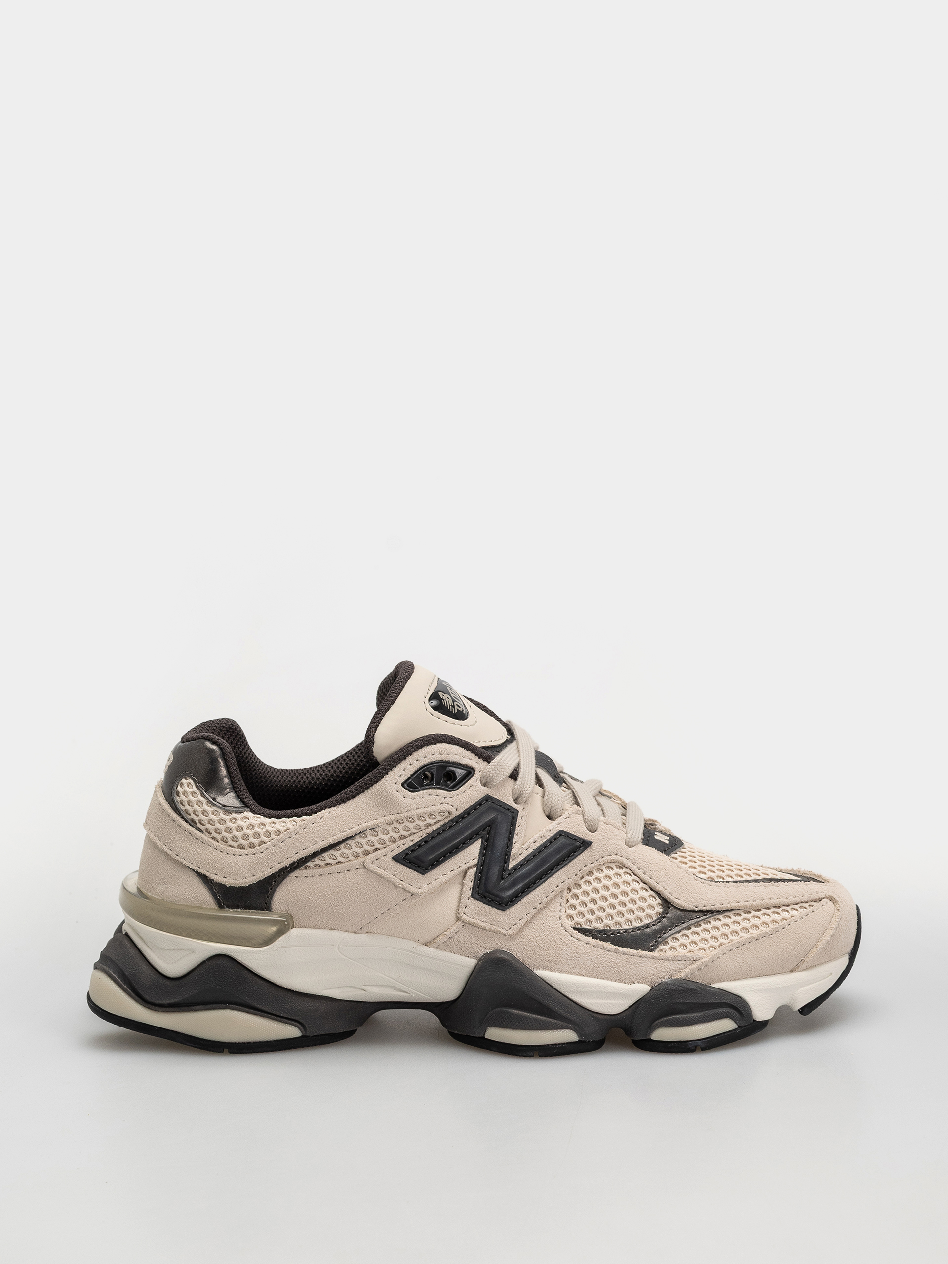 Pantofi New Balance 9060 (timberwolf/black cement)
