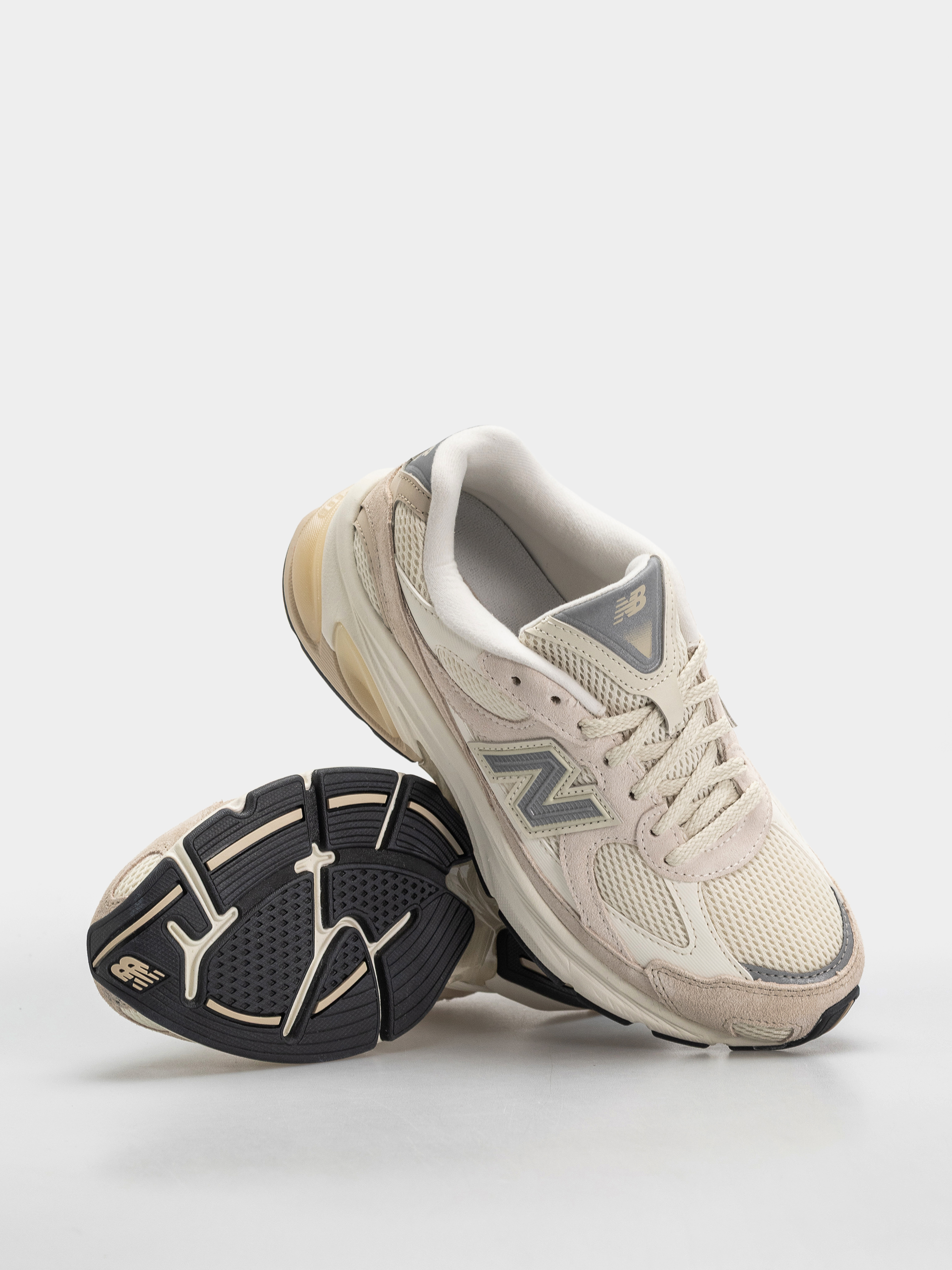 Pantofi New Balance 2010 (timberwolf/turtledove)