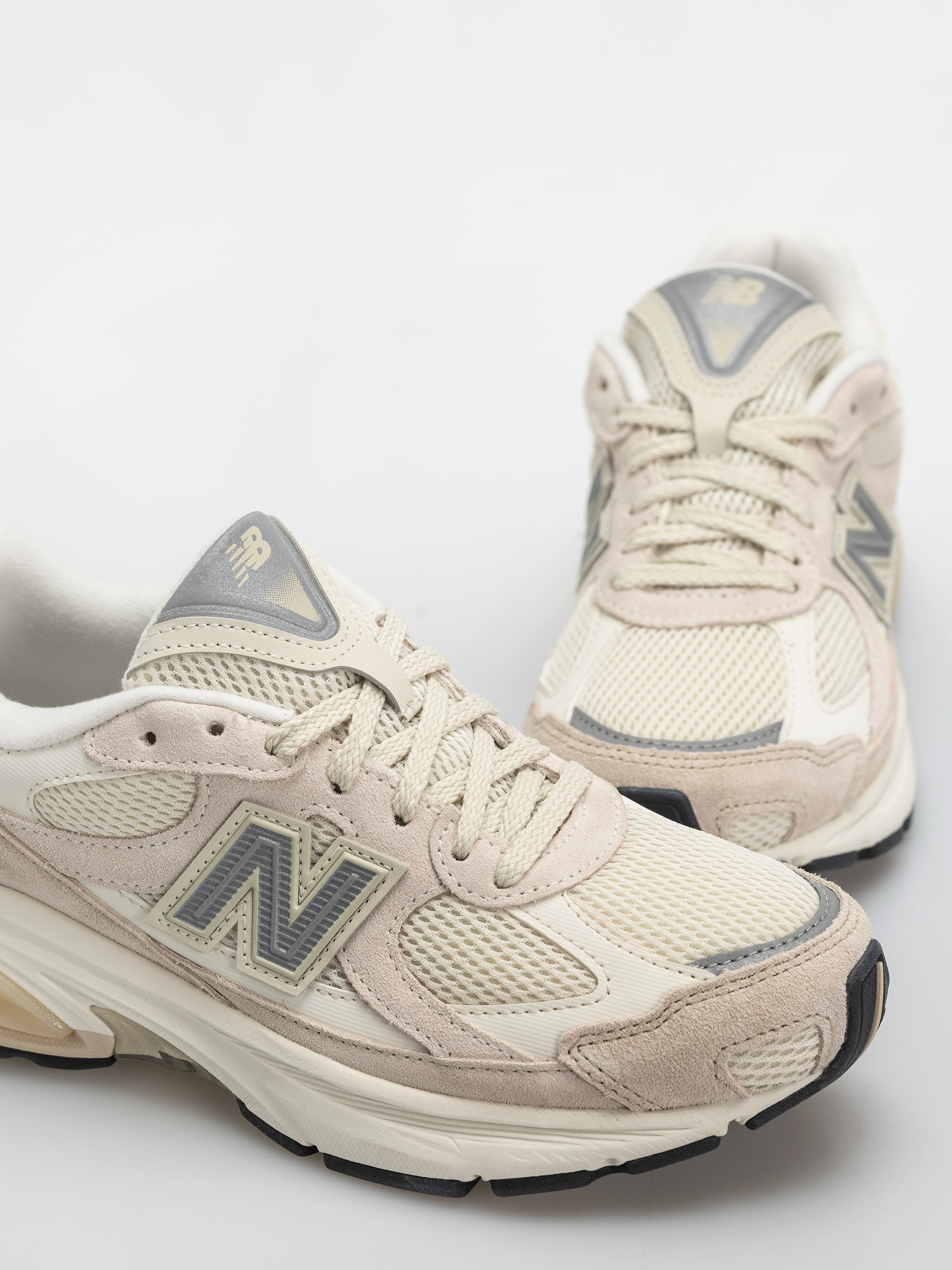 Pantofi New Balance 2010 (timberwolf/turtledove)