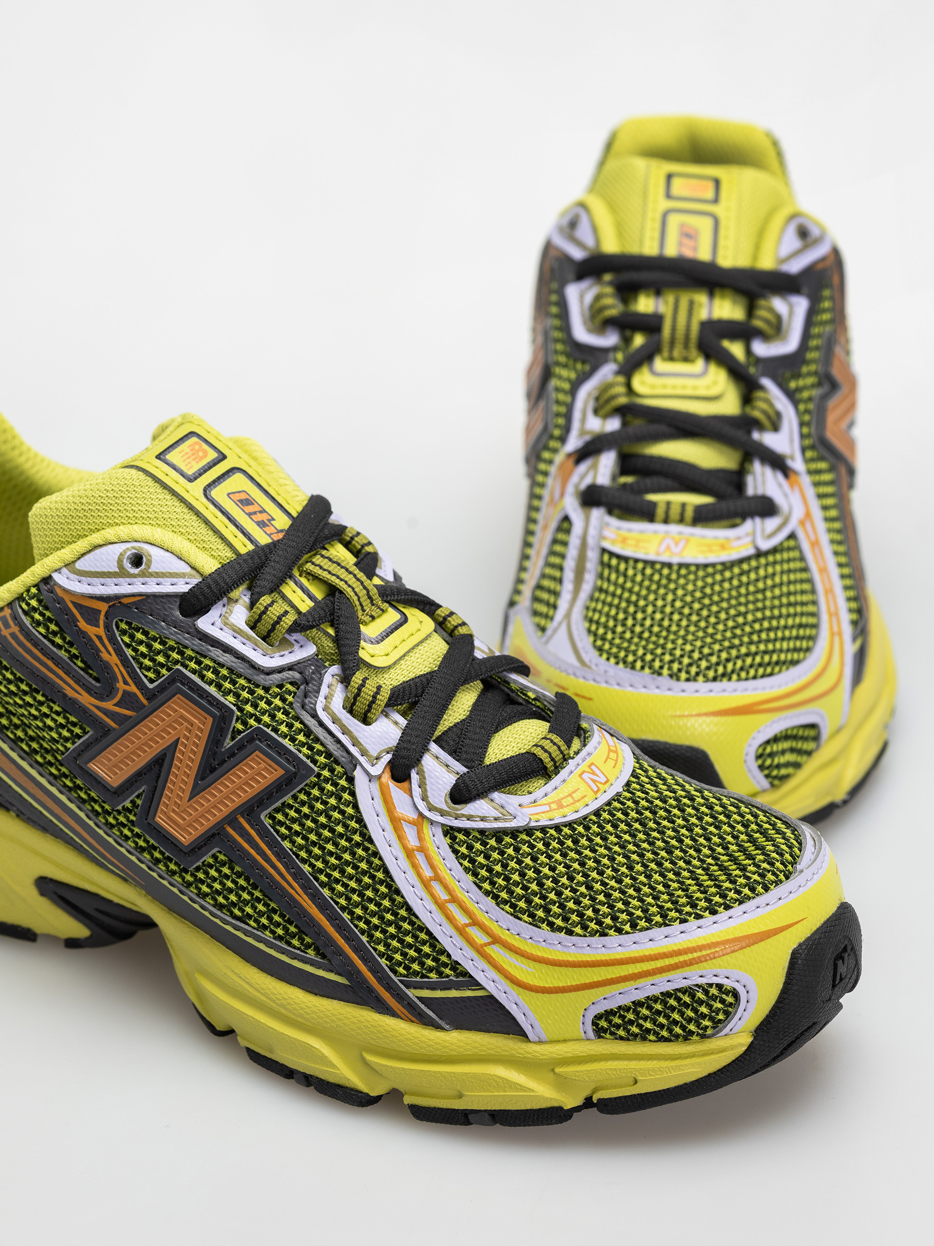Pantofi New Balance 740 (field green/black cement)