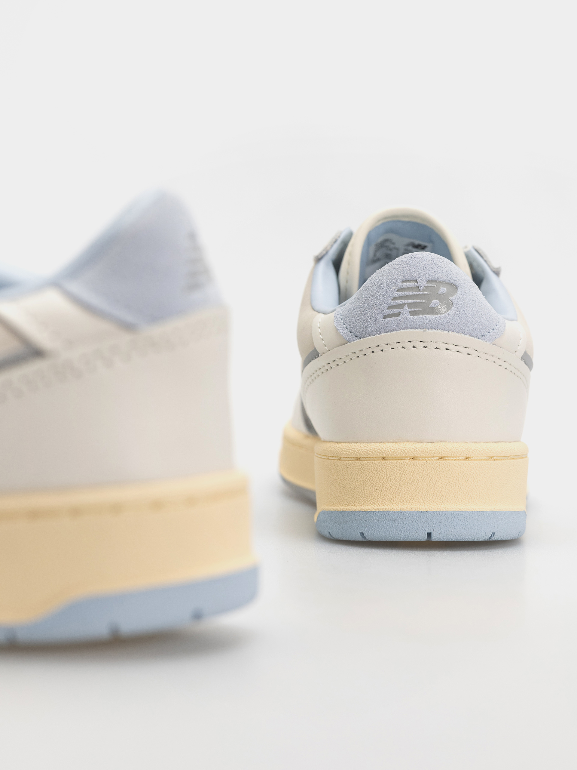 Pantofi New Balance 950 (angora/oxford blue)