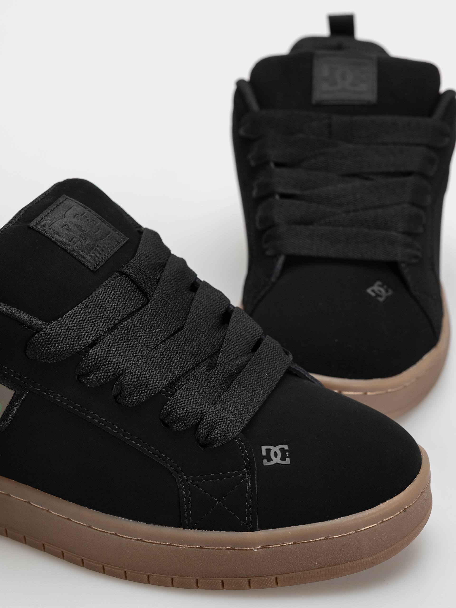 Pantofi DC Court Graffik (black/black/gum)
