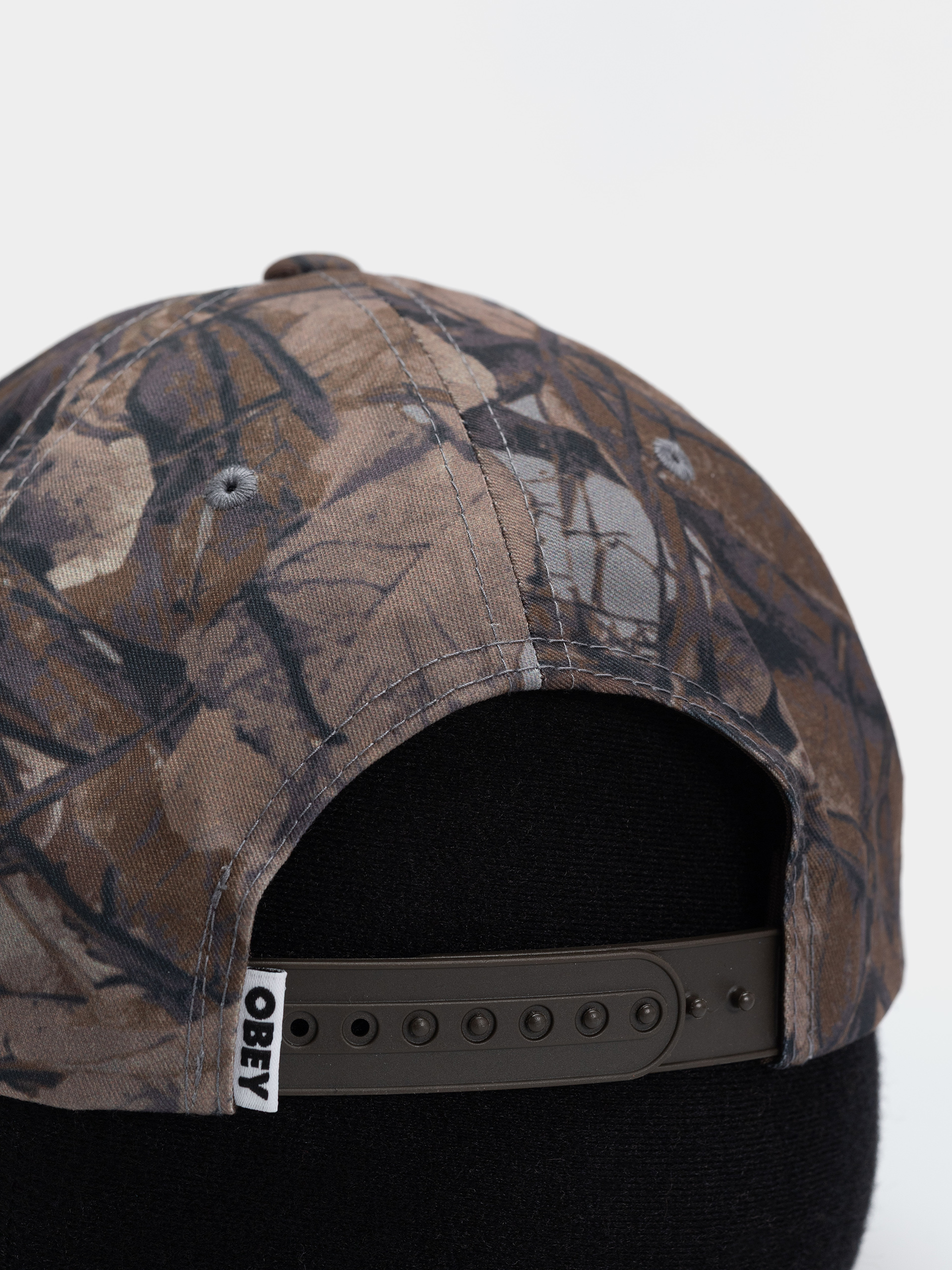 Șapcă OBEY Delta 5 Panel (fence camo multi)