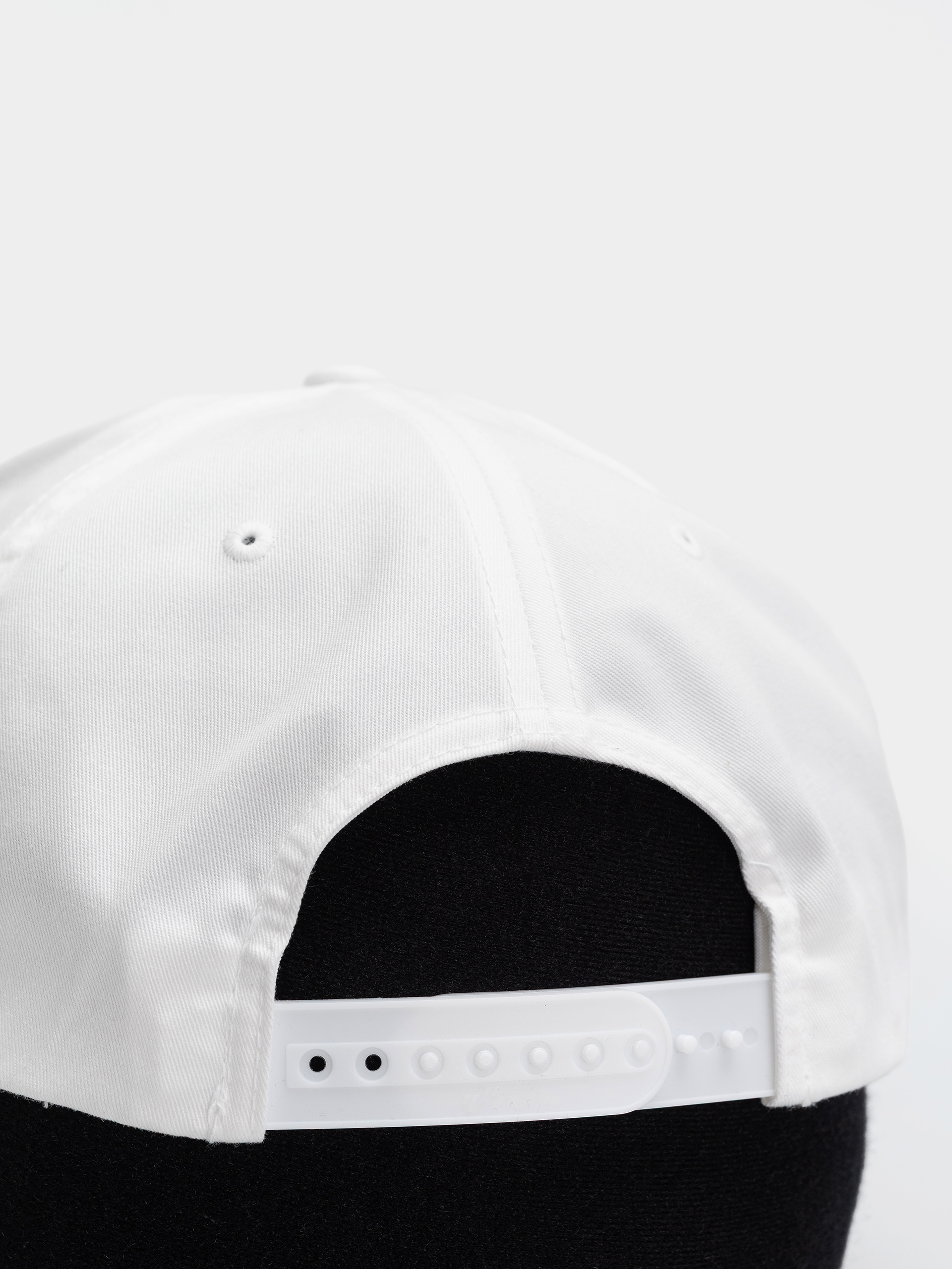 Șapcă Thrasher Dropout Snapback (white)